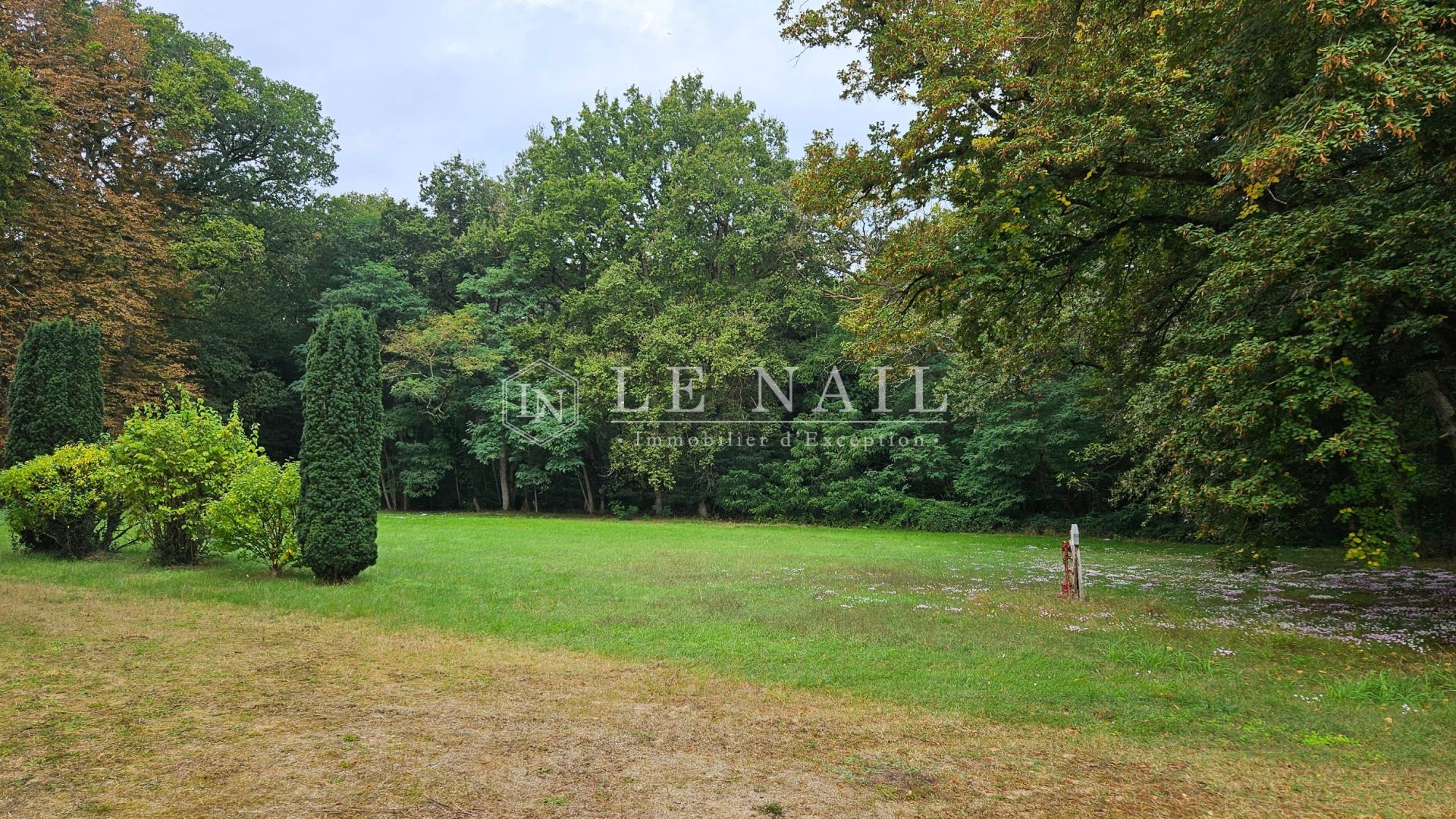 château 18 pièces en vente à ANGERS (49000)