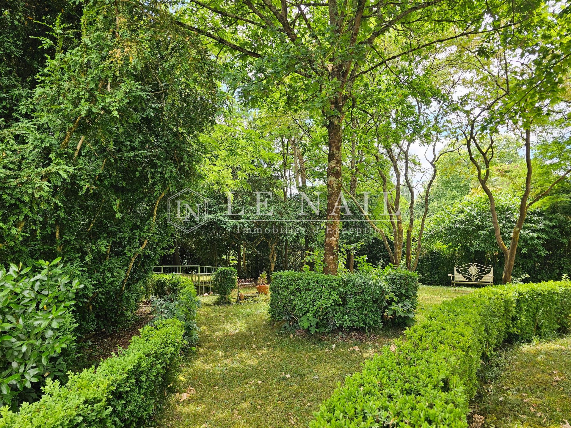 manor house 10 rooms for sale on BAUGE EN ANJOU (49150)