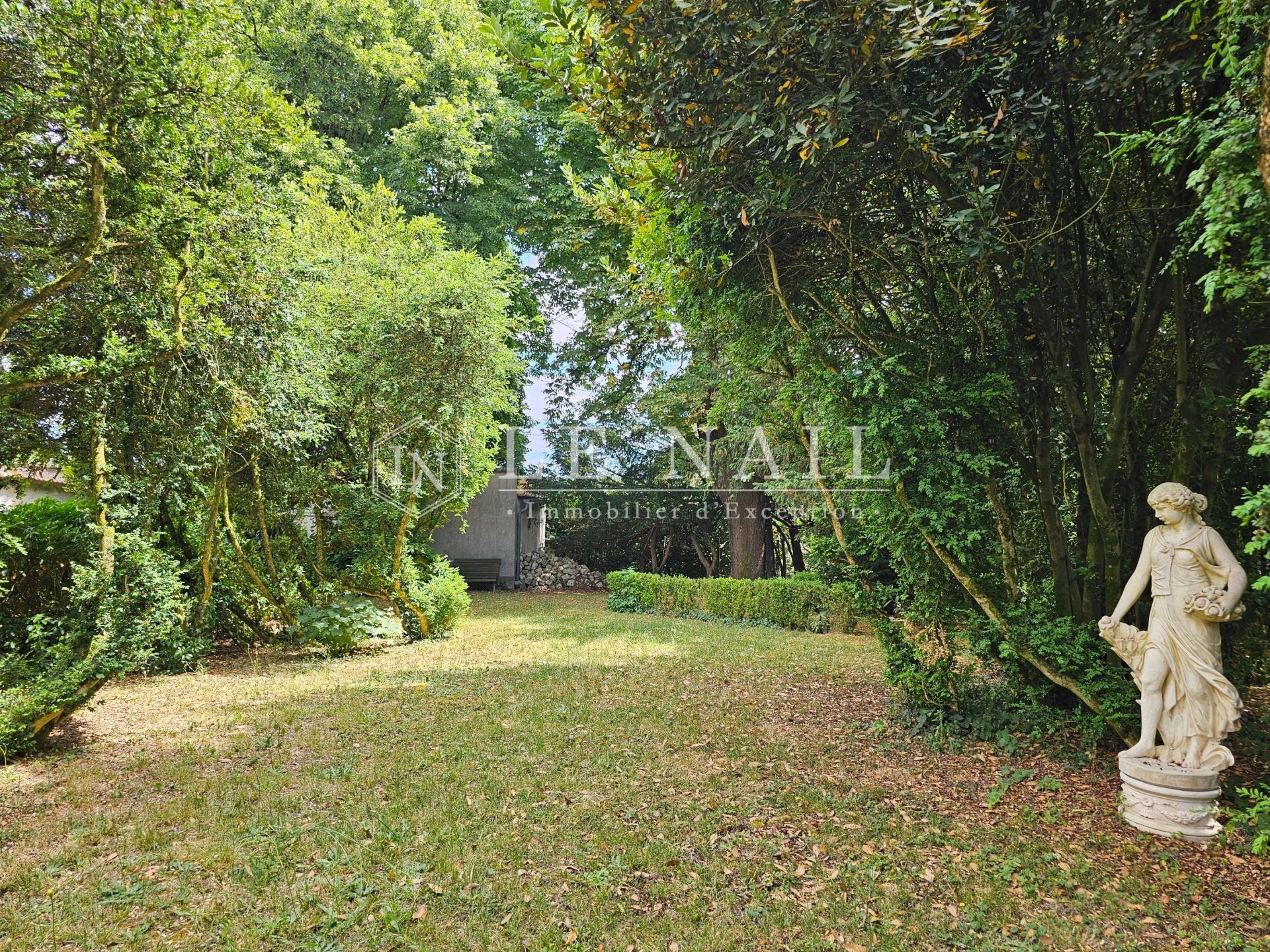 manor house 10 rooms for sale on BAUGE EN ANJOU (49150)