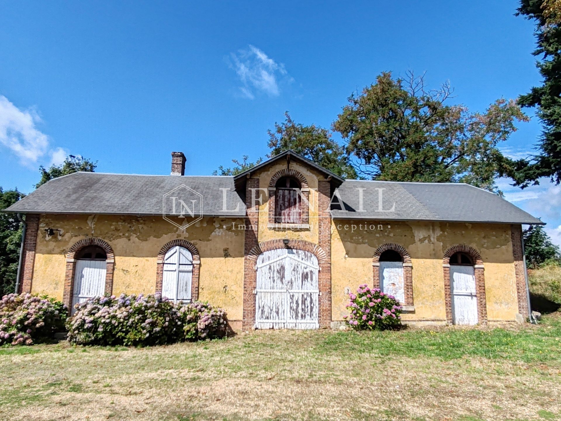 propriété 7 pièces en vente à AUTHON DU PERCHE (28330)