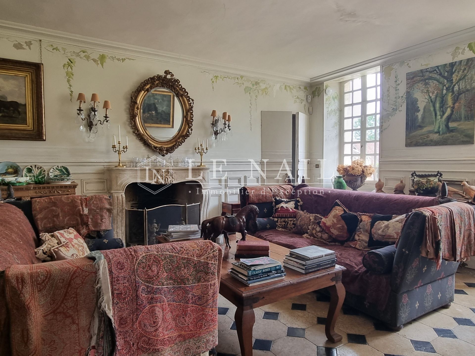castle 18 rooms for sale on SEES (61500)