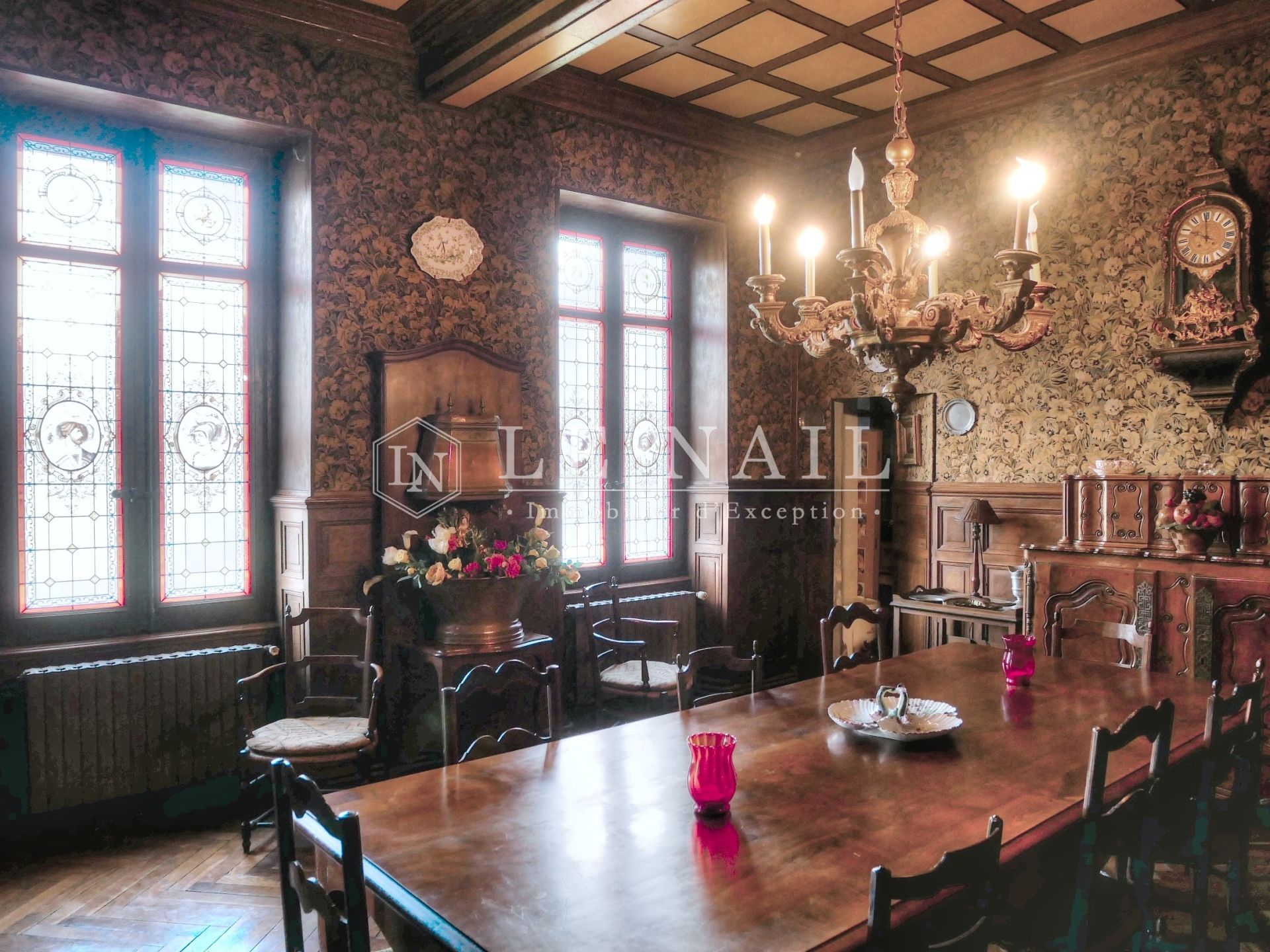 property 20 rooms for sale on TOULOUSE (31300)