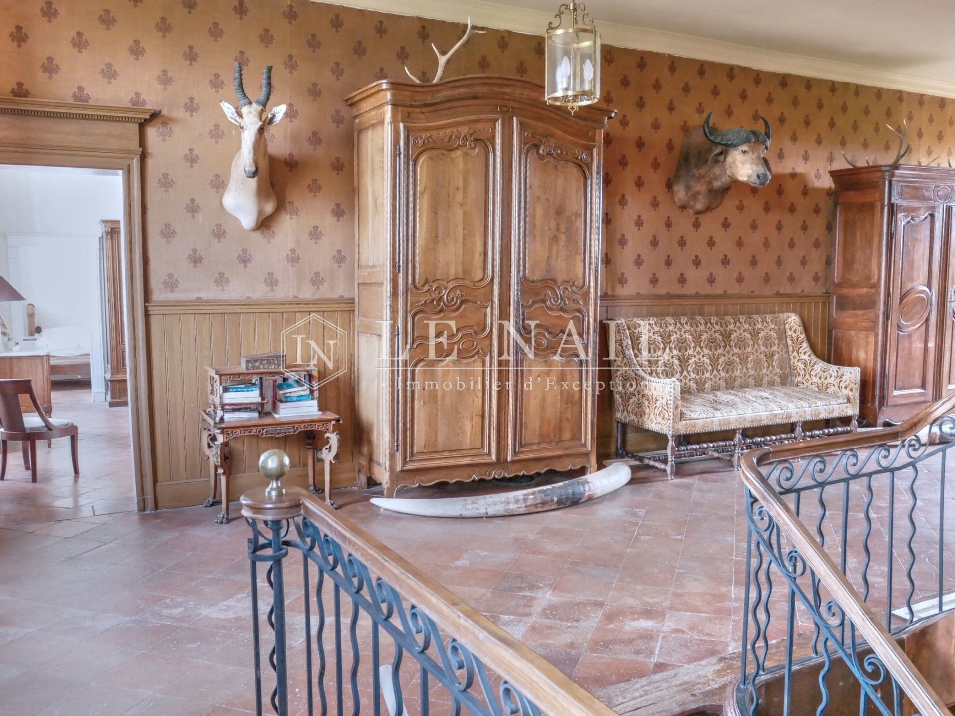 property 20 rooms for sale on TOULOUSE (31300)