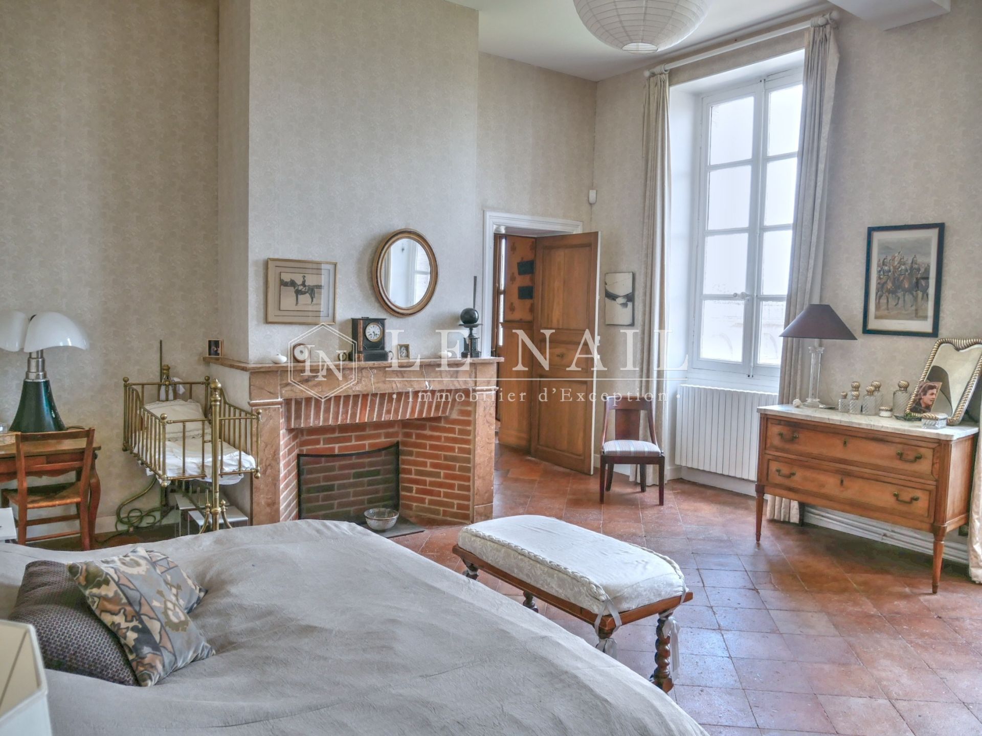 property 20 rooms for sale on TOULOUSE (31300)