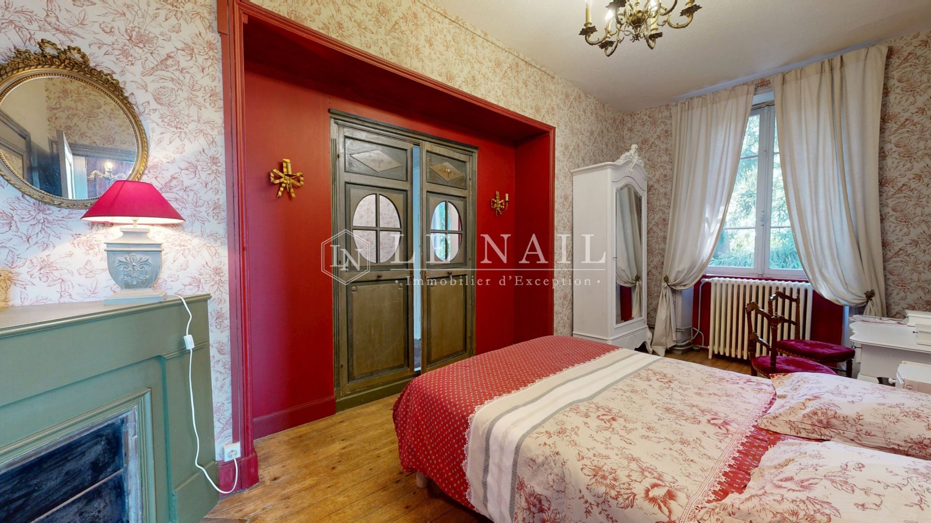 maison 13 pièces en vente à PARAY LE MONIAL (71600)