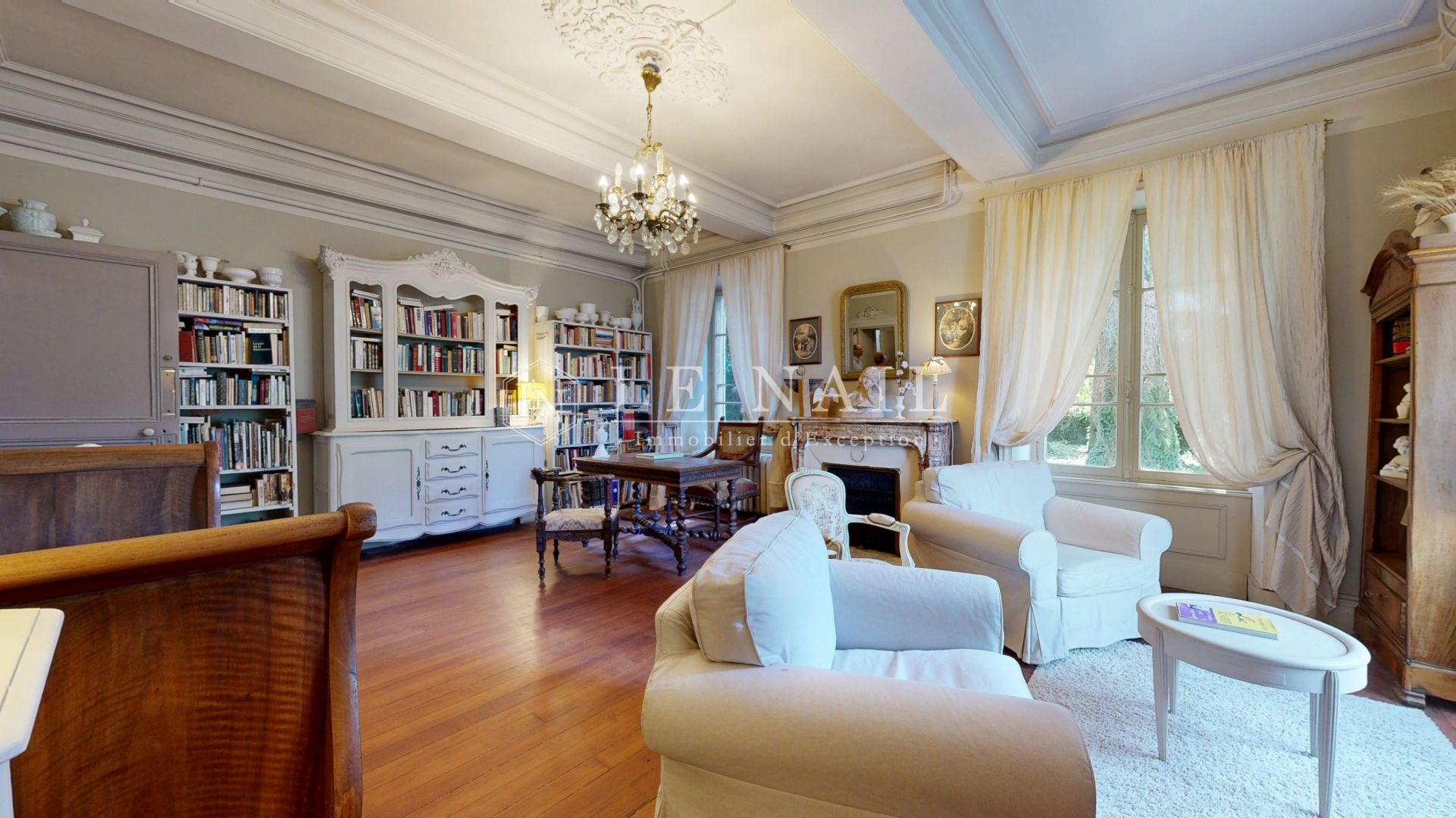 house 13 rooms for sale on PARAY LE MONIAL (71600)