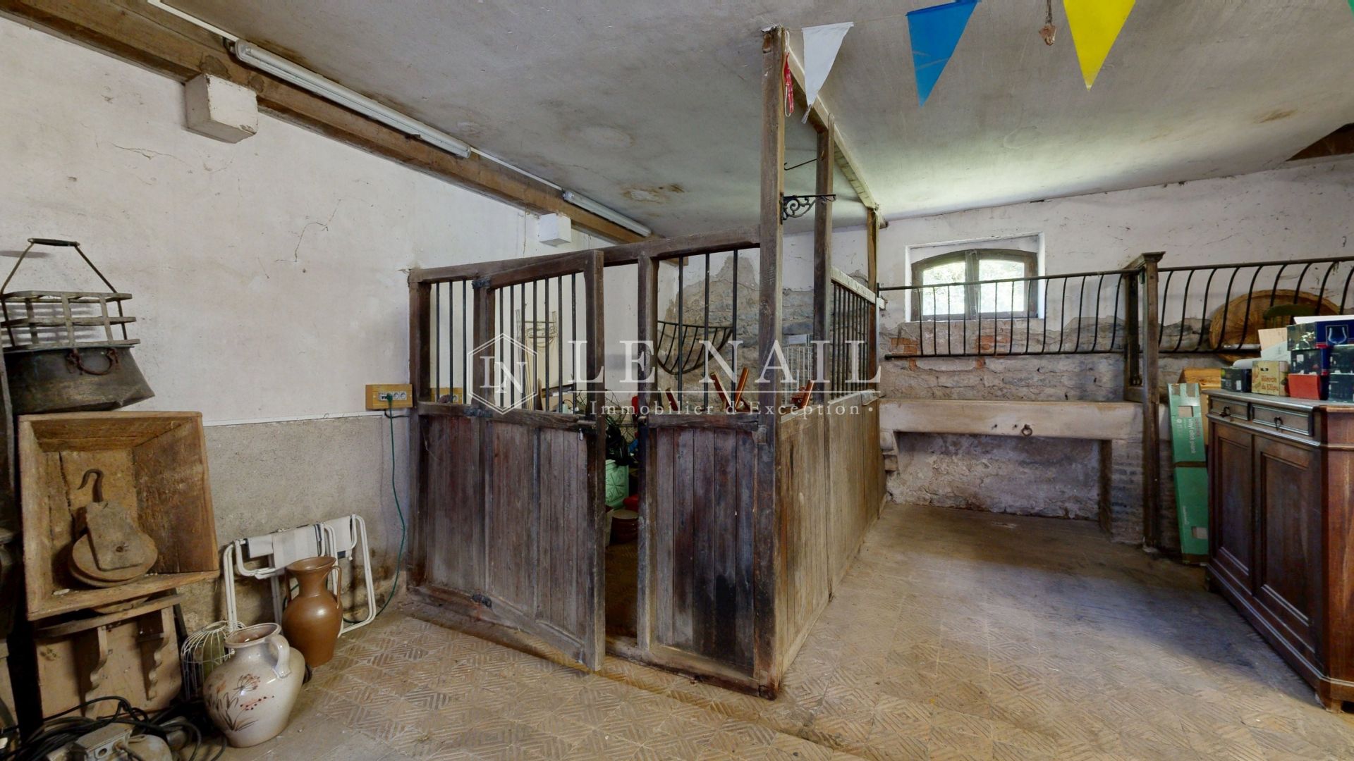 house 13 rooms for sale on PARAY LE MONIAL (71600)