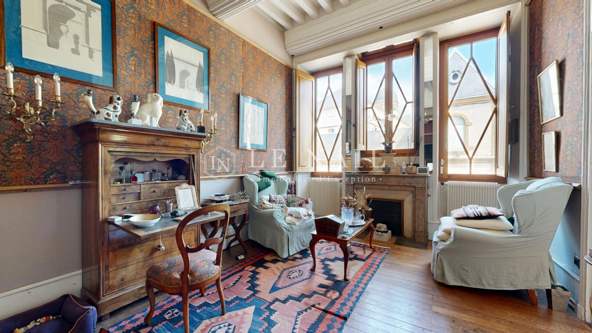 house 13 rooms for sale on CHAROLLES (71120)