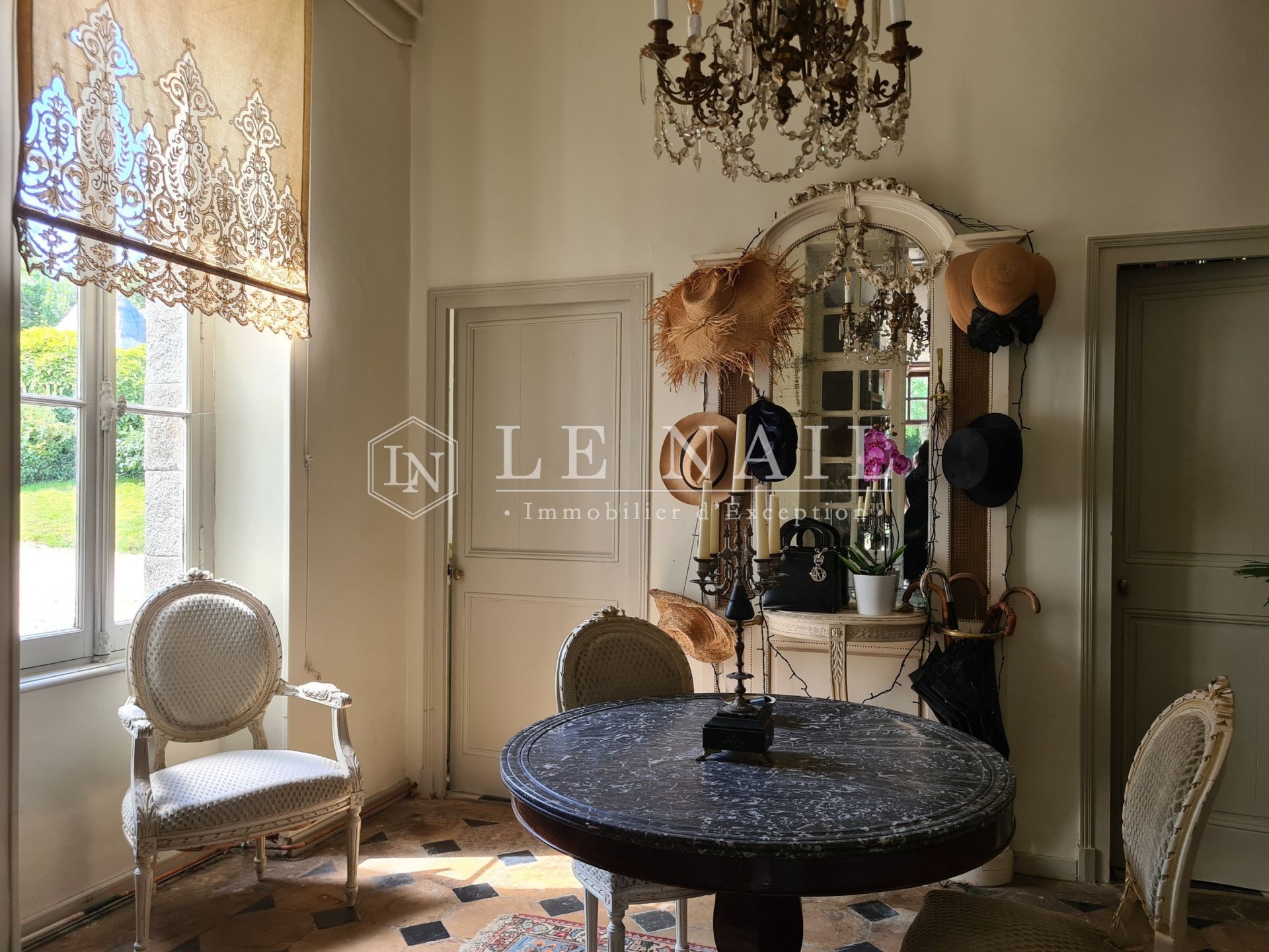 mansion 17 rooms for sale on ST MALO (35400)