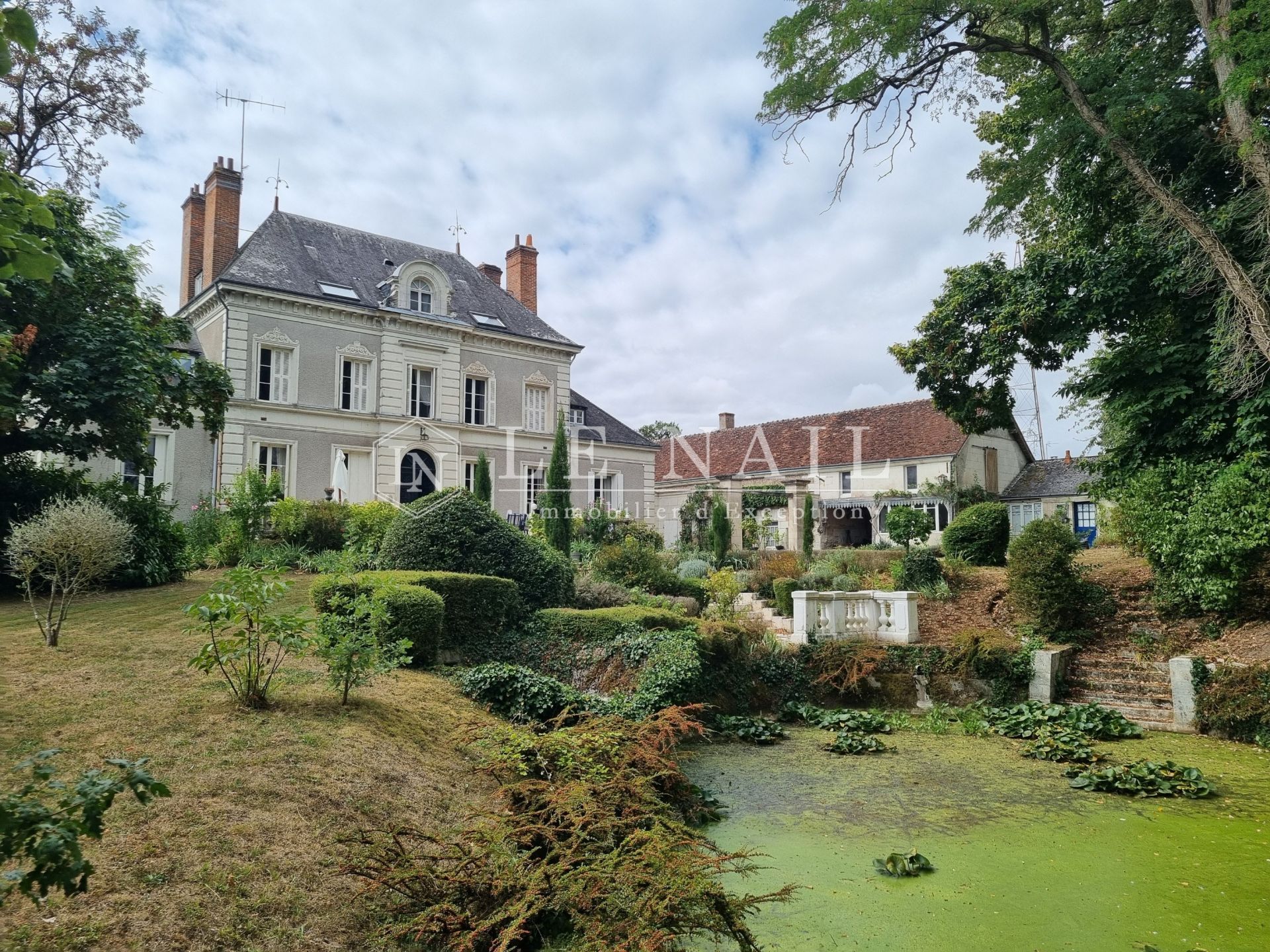 château 10 pièces en vente à MONTRICHARD (41400)