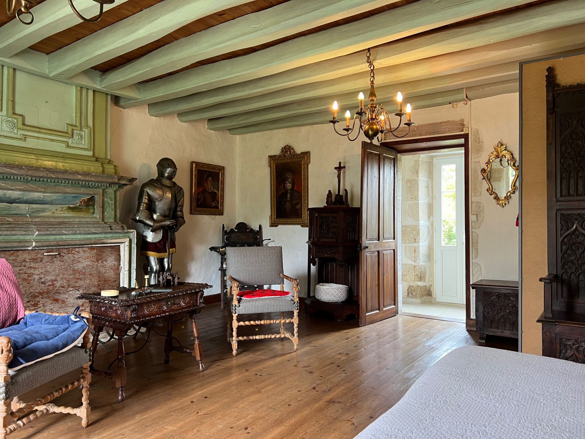 property 6 rooms for sale on LA ROCHELLE (17000)