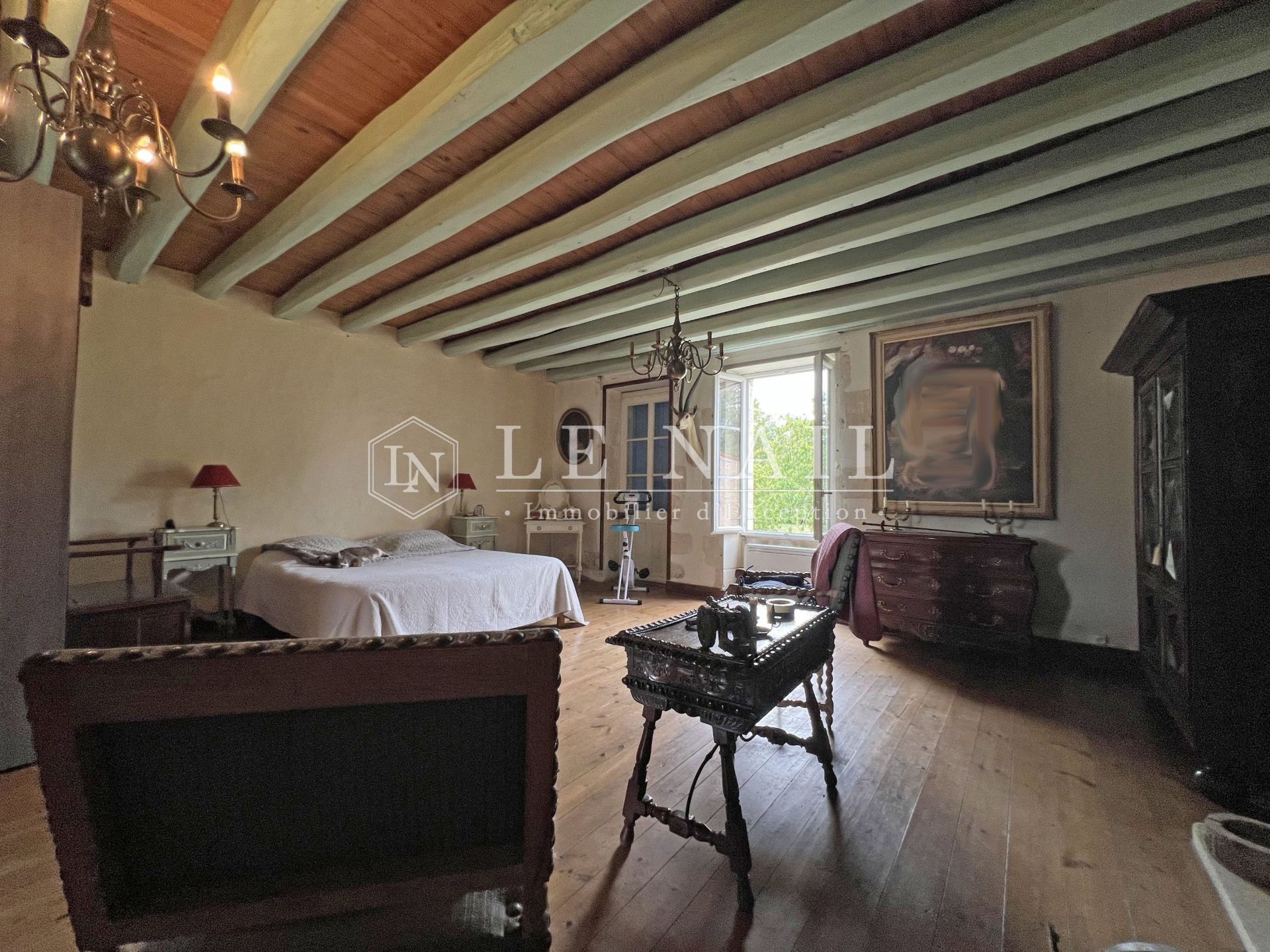 property 6 rooms for sale on LA ROCHELLE (17000)