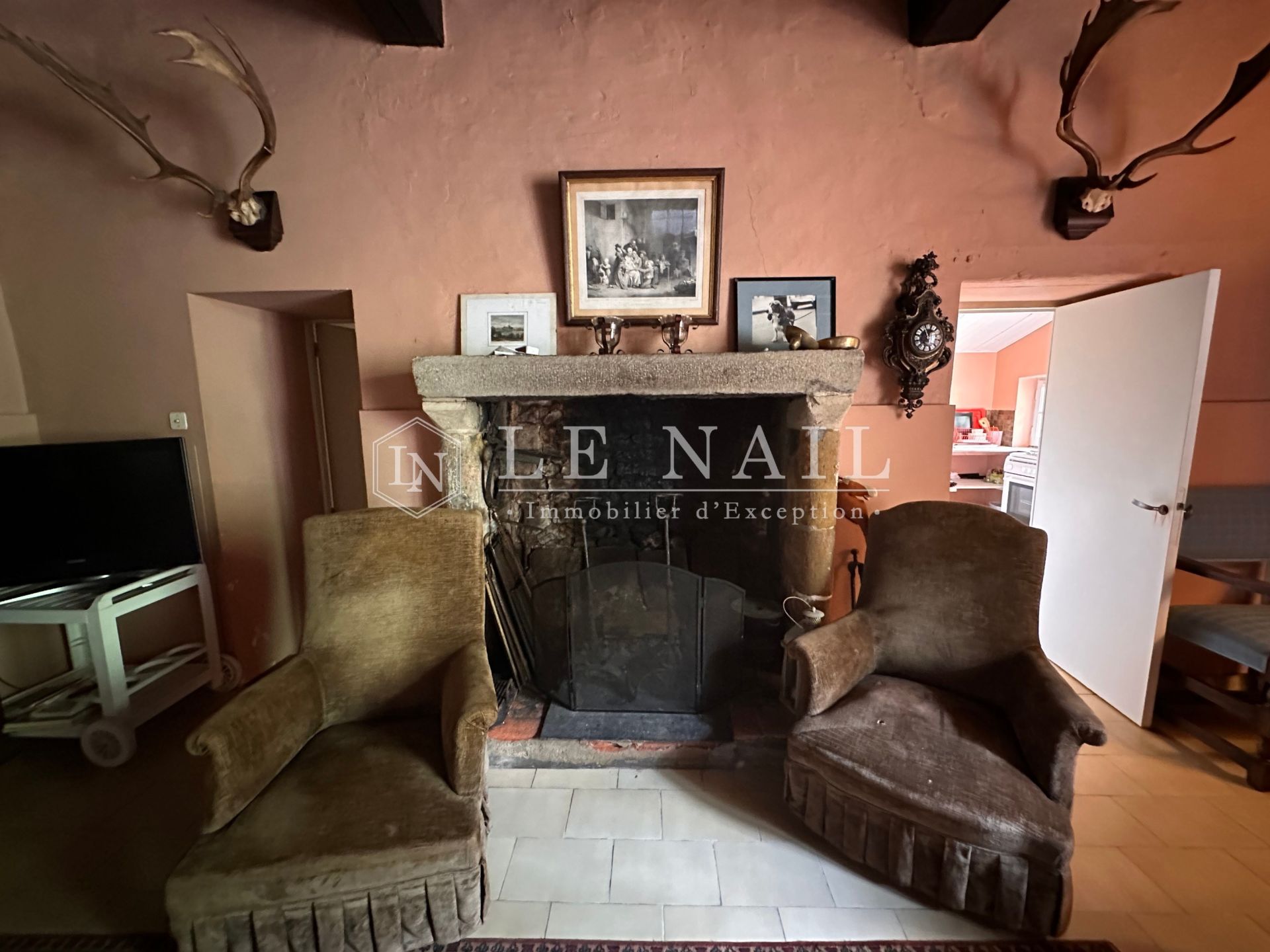 property 8 rooms for sale on JARD SUR MER (85520)