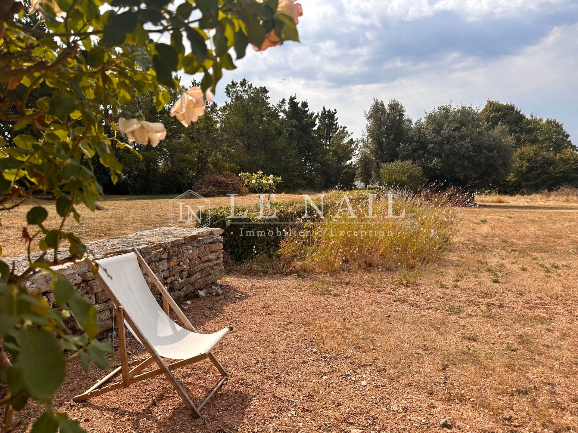 property 8 rooms for sale on JARD SUR MER (85520)