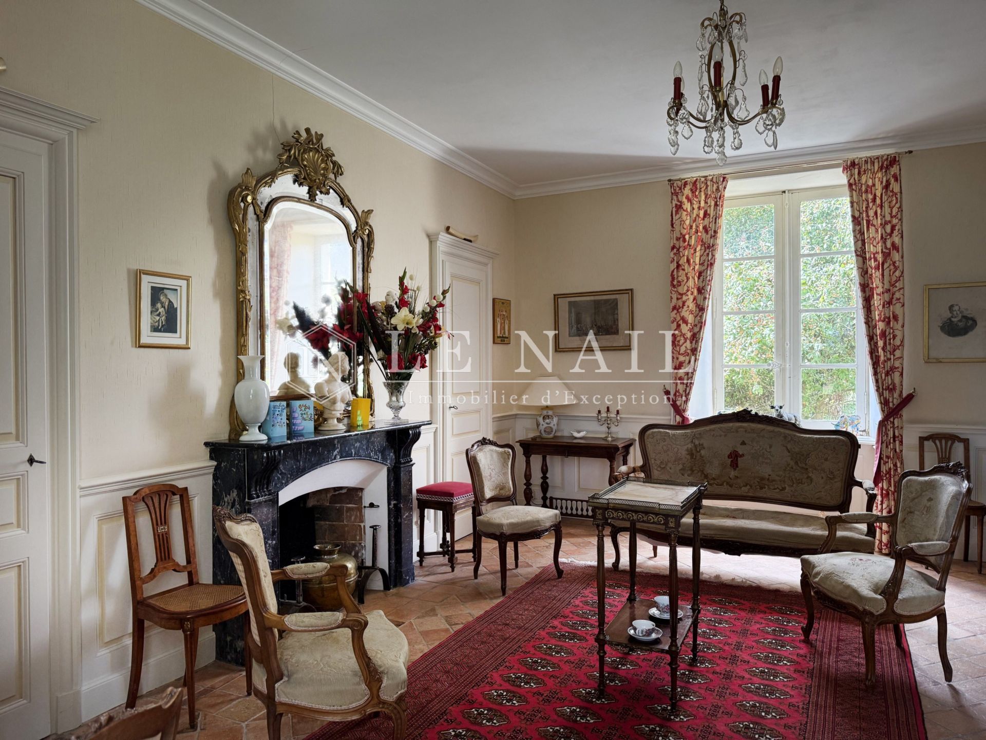 mansion 10 rooms for sale on CHATEAU GONTIER (53200)