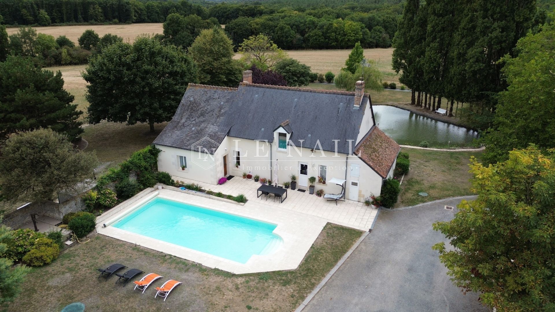 property 10 rooms for sale on MONTRESOR (37460)