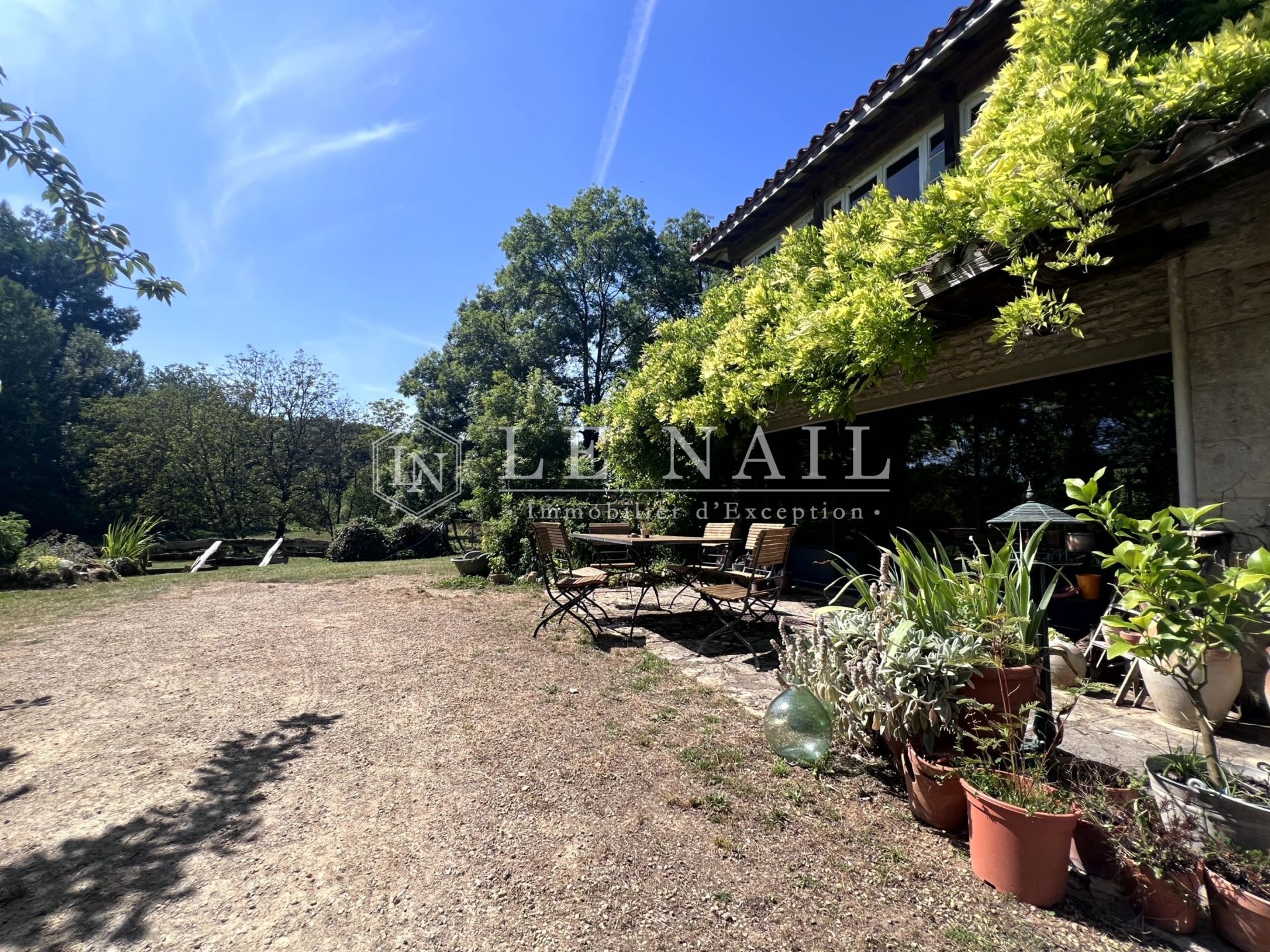 propriété 10 pièces en vente à POITIERS (86000)
