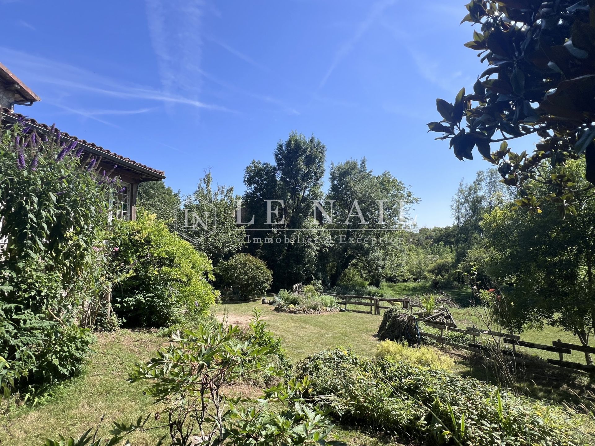 propriété 10 pièces en vente à POITIERS (86000)