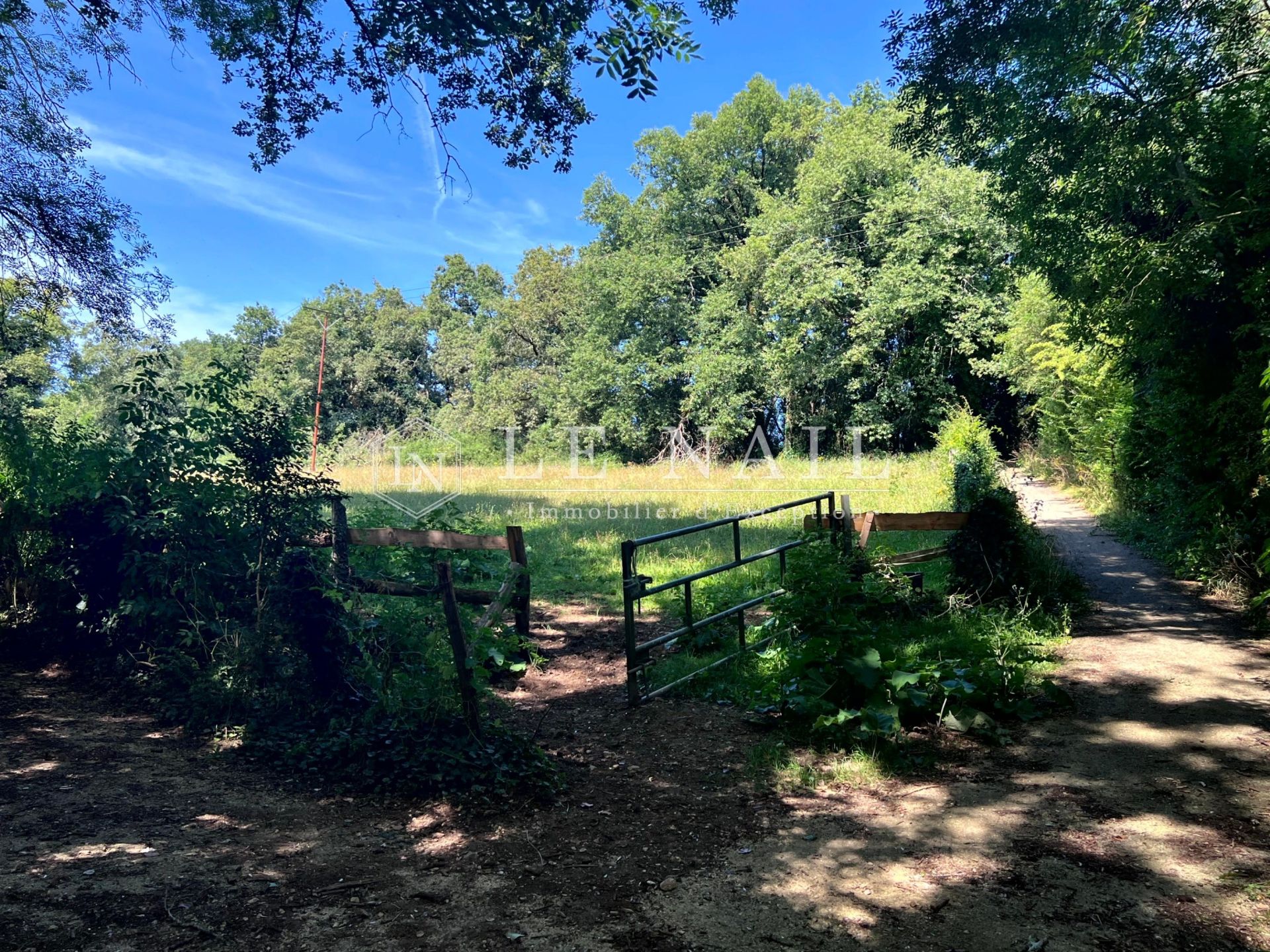 property 10 rooms for sale on POITIERS (86000)