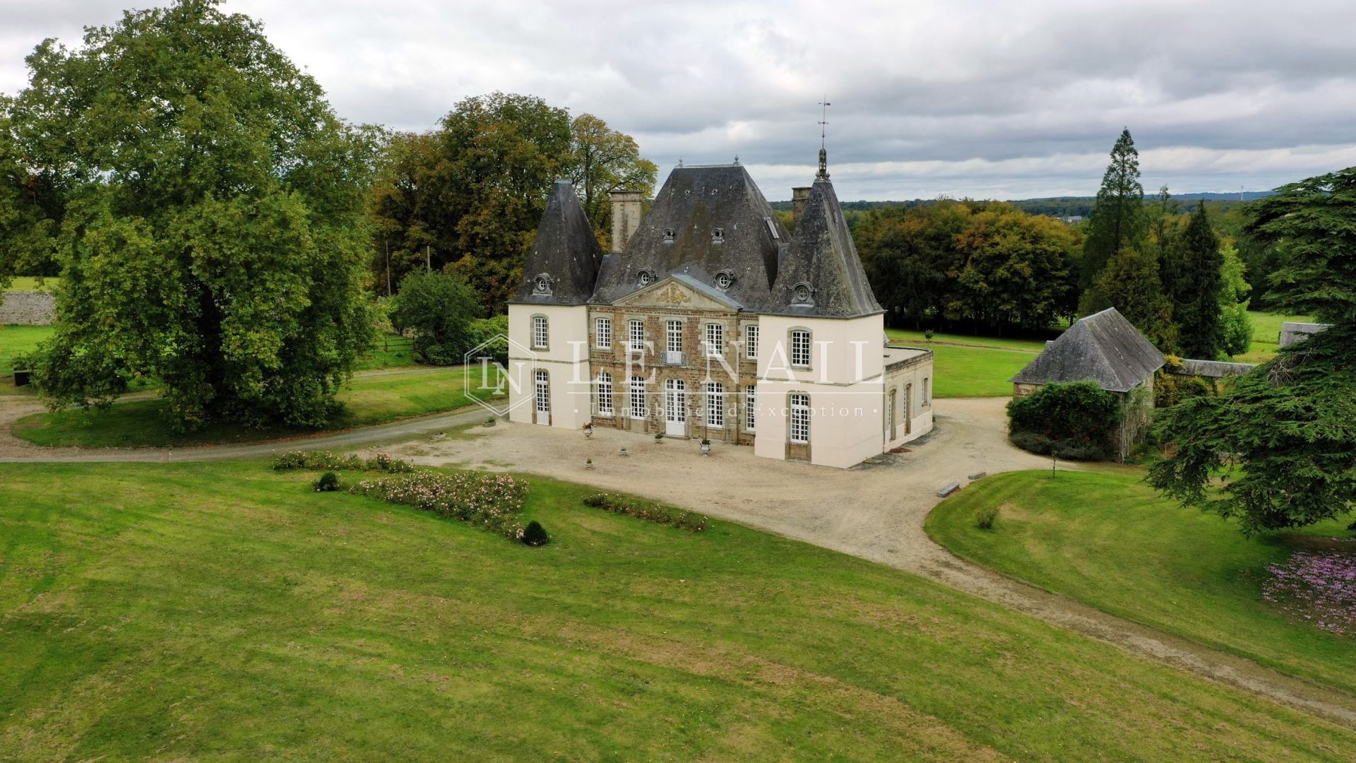 château 11 pièces en vente à ST LO (50000)