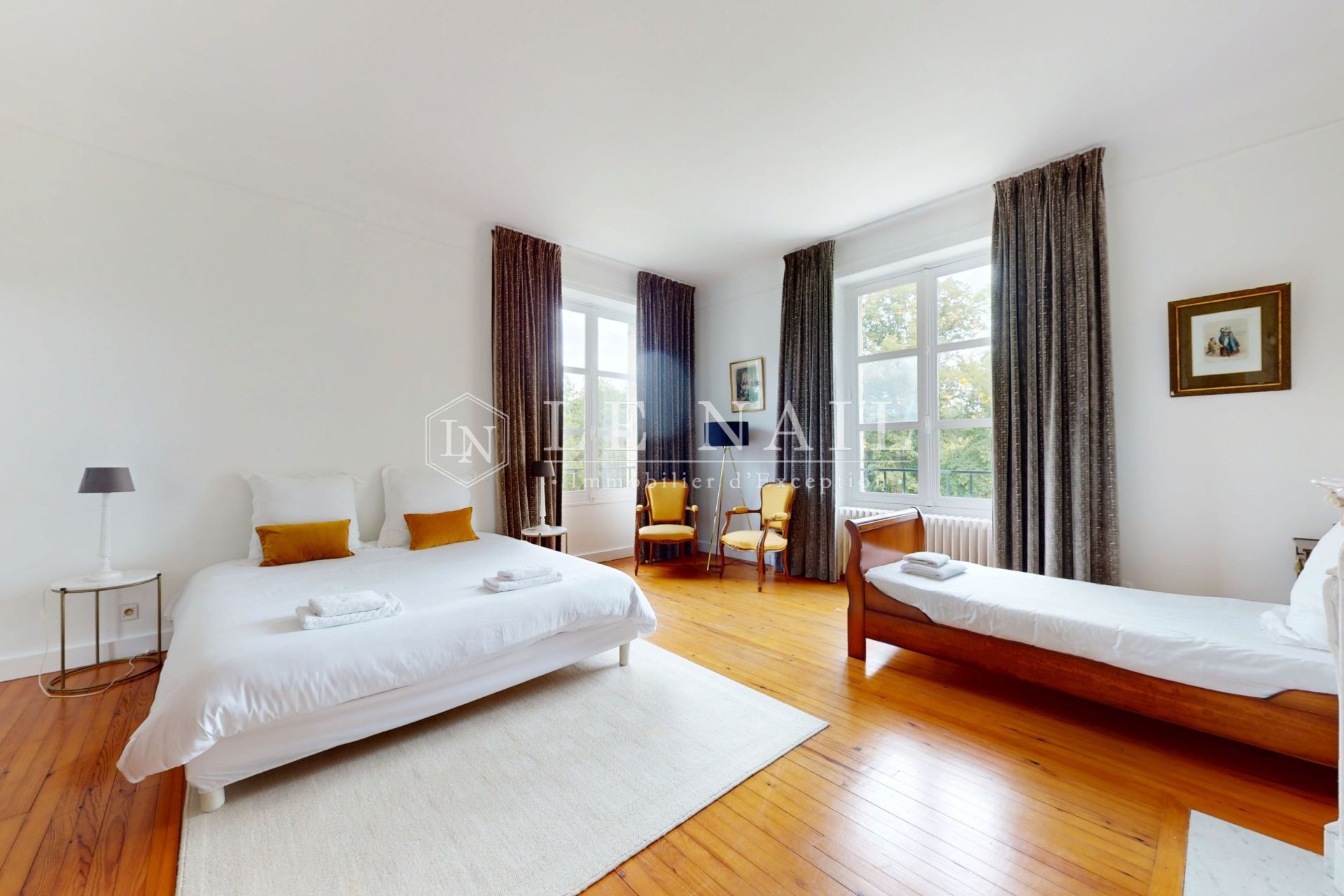château 10 pièces en vente à CARENTAN (50500)