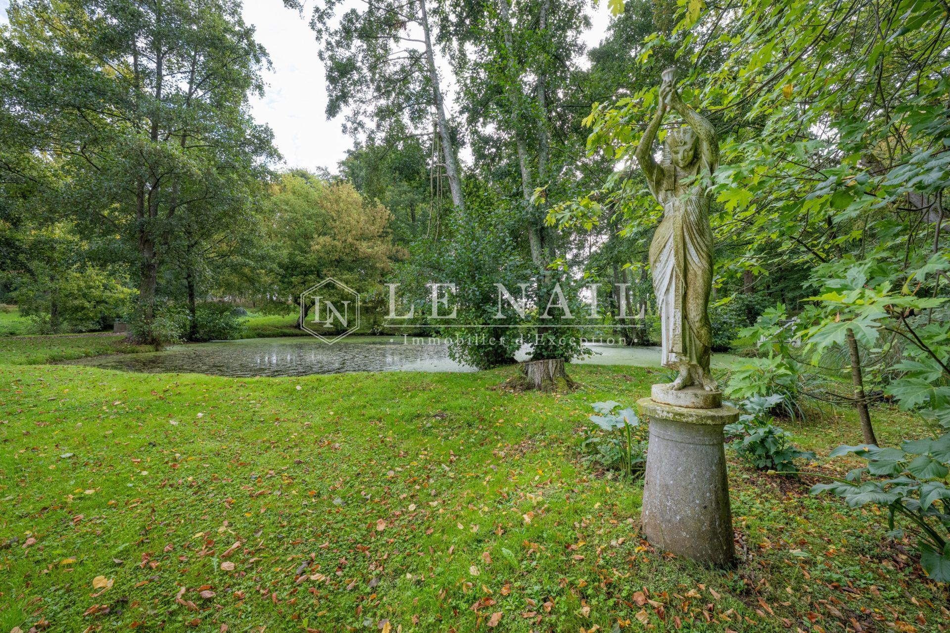 château 10 pièces en vente à CARENTAN (50500)