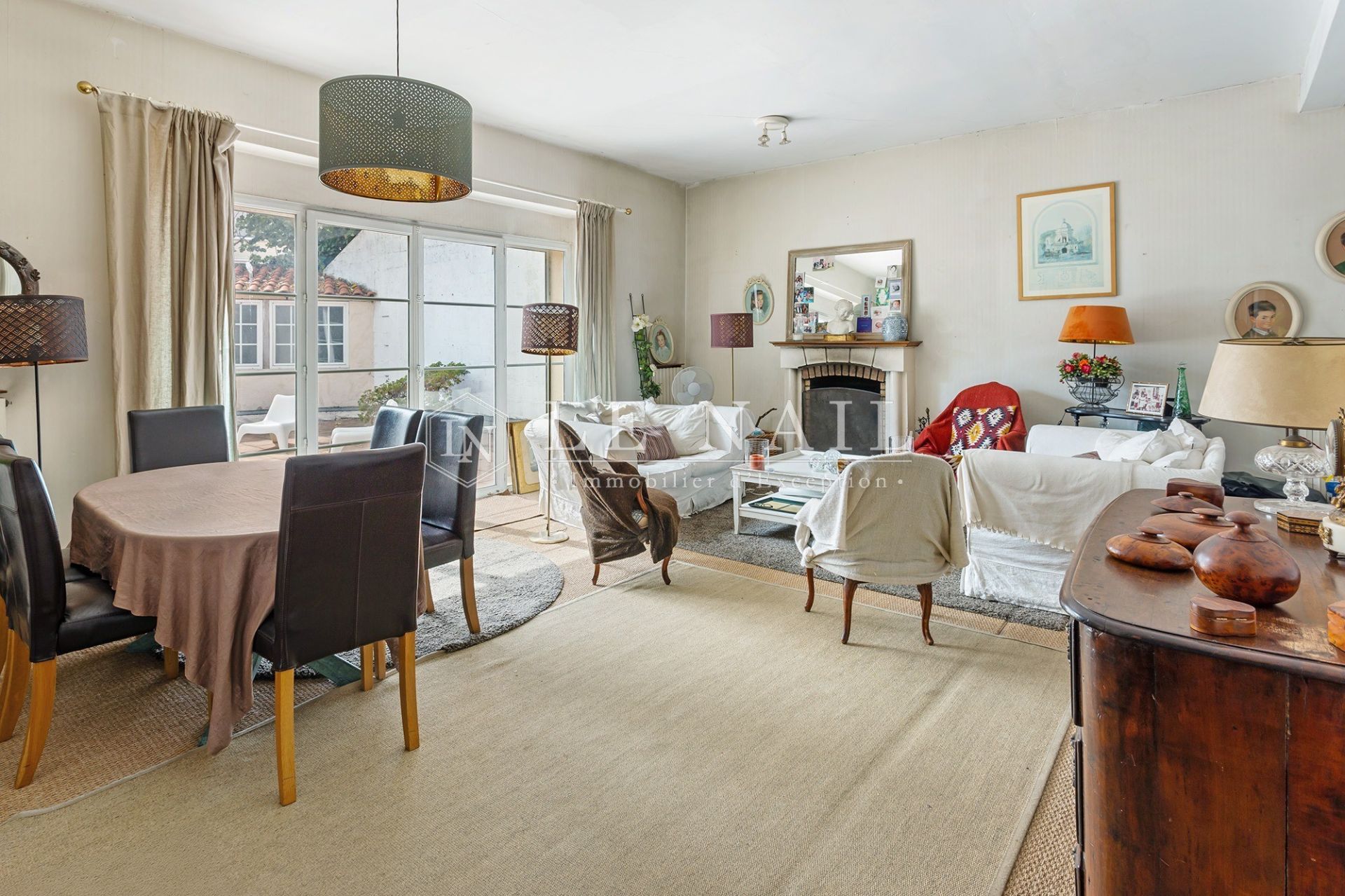 townhouse 9 rooms for sale on NANTES (44000)