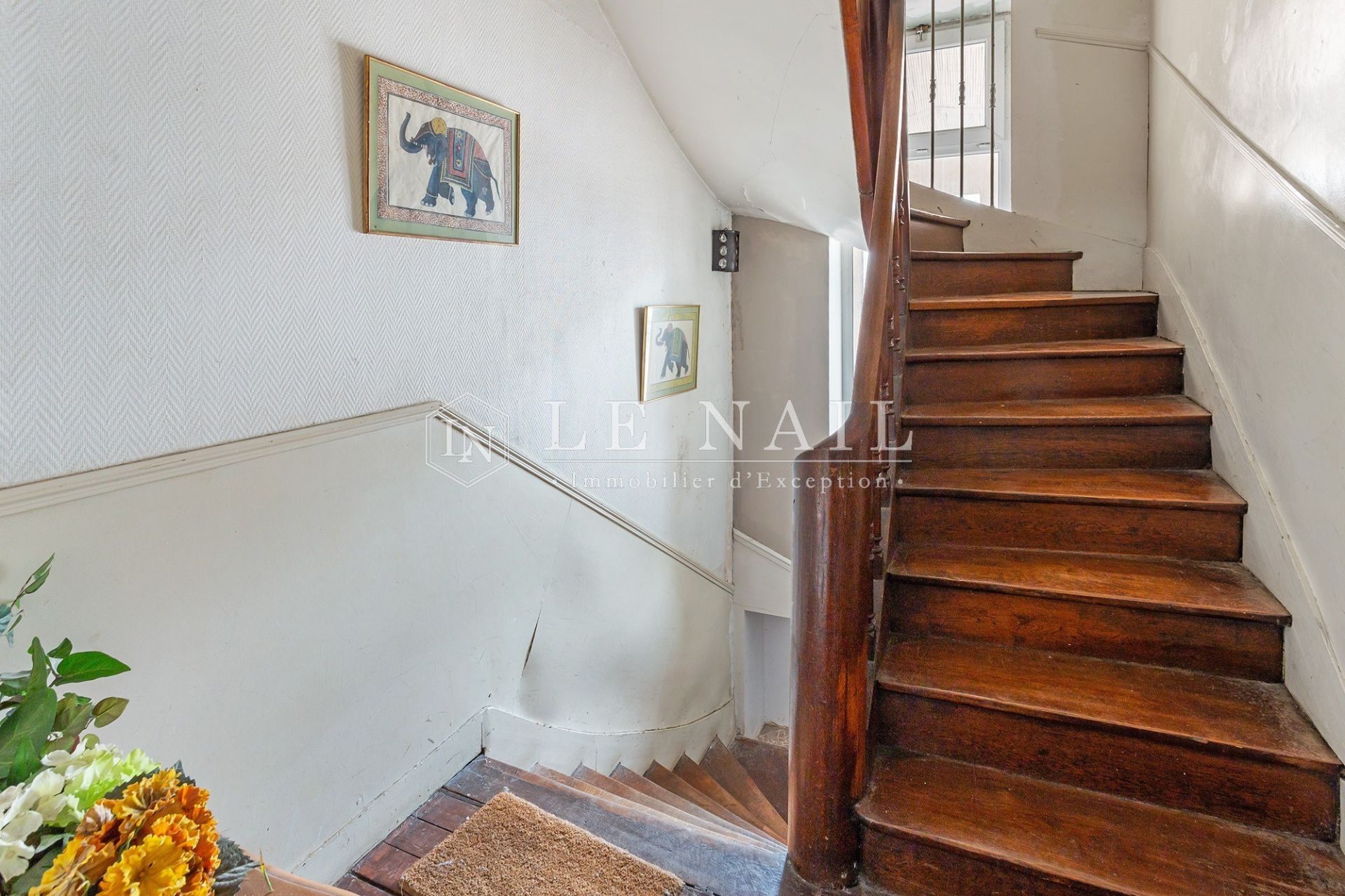 townhouse 9 rooms for sale on NANTES (44000)