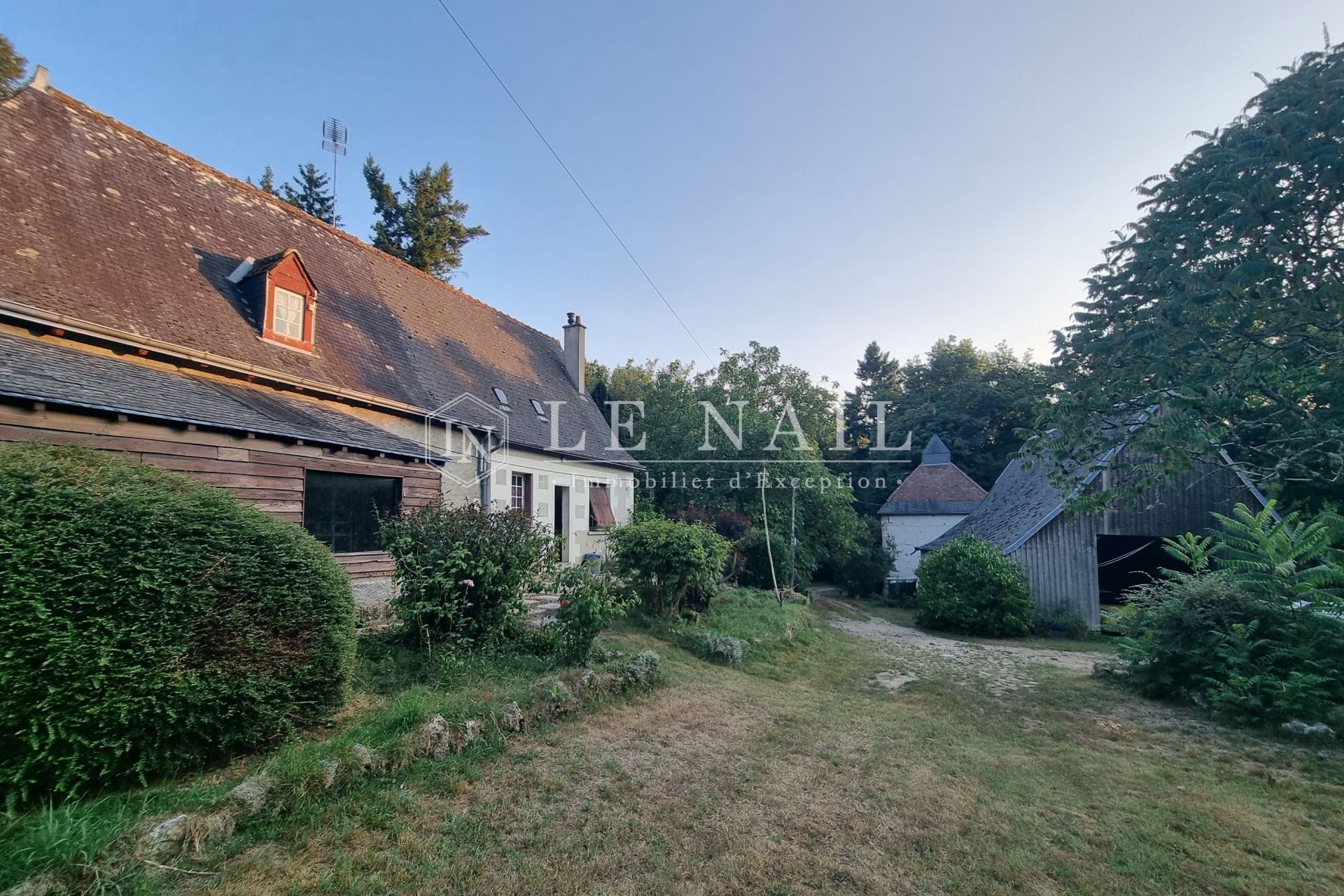 property 7 rooms for sale on TOURS (37000)