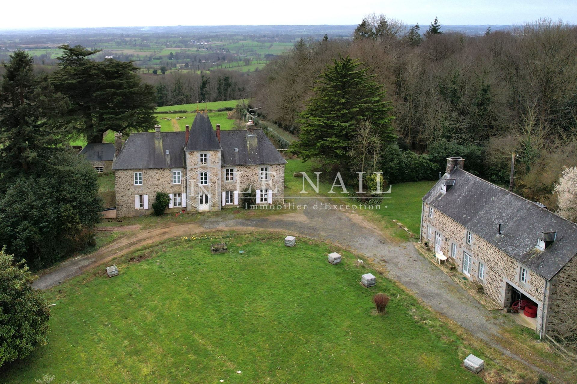 manoir 8 pièces en vente à AVRANCHES (50300)