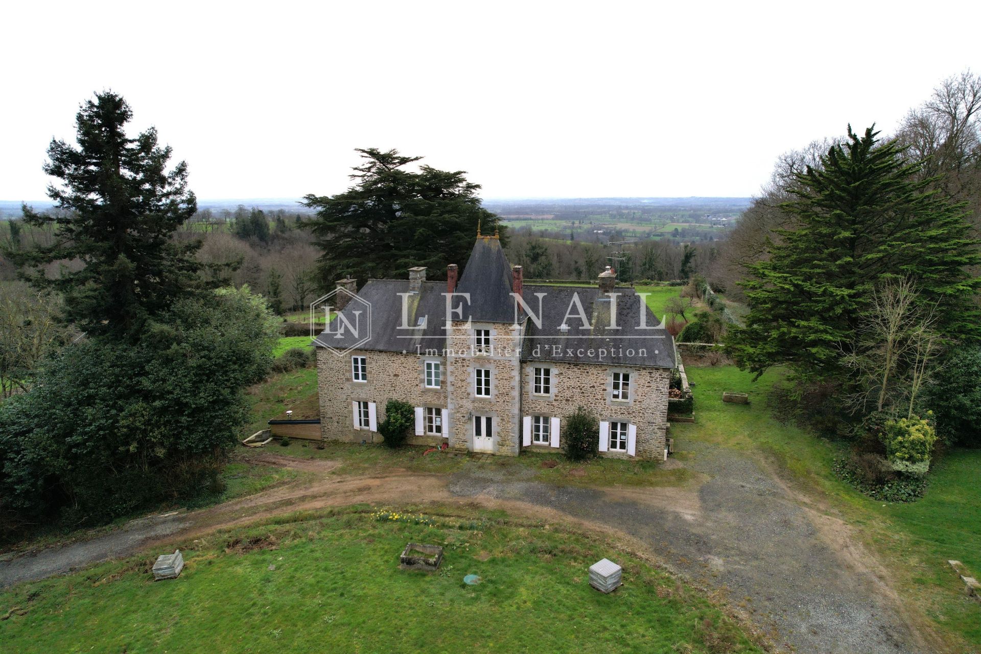 manoir 8 pièces en vente à AVRANCHES (50300)