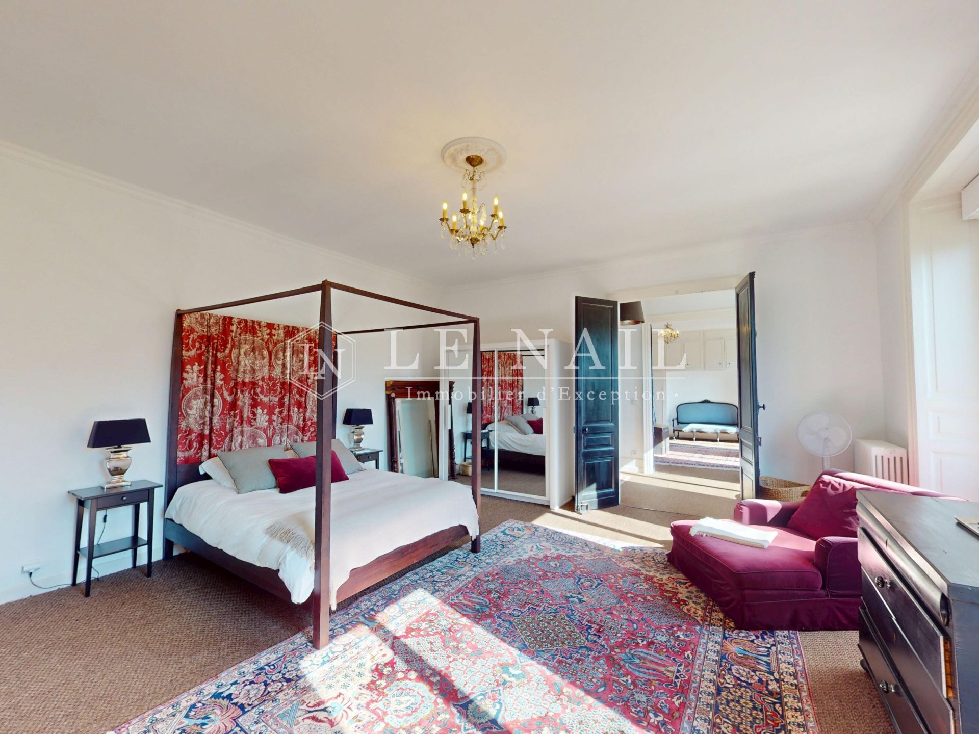 townhouse 14 rooms for sale on CHALUS (87230)