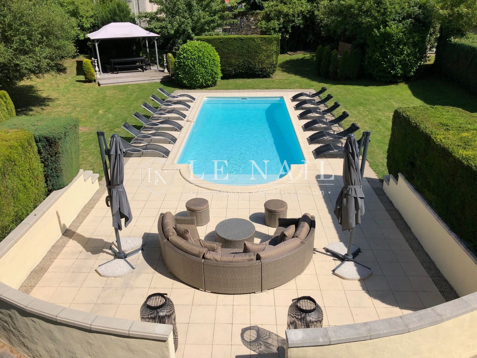 townhouse 14 rooms for sale on CHALUS (87230)