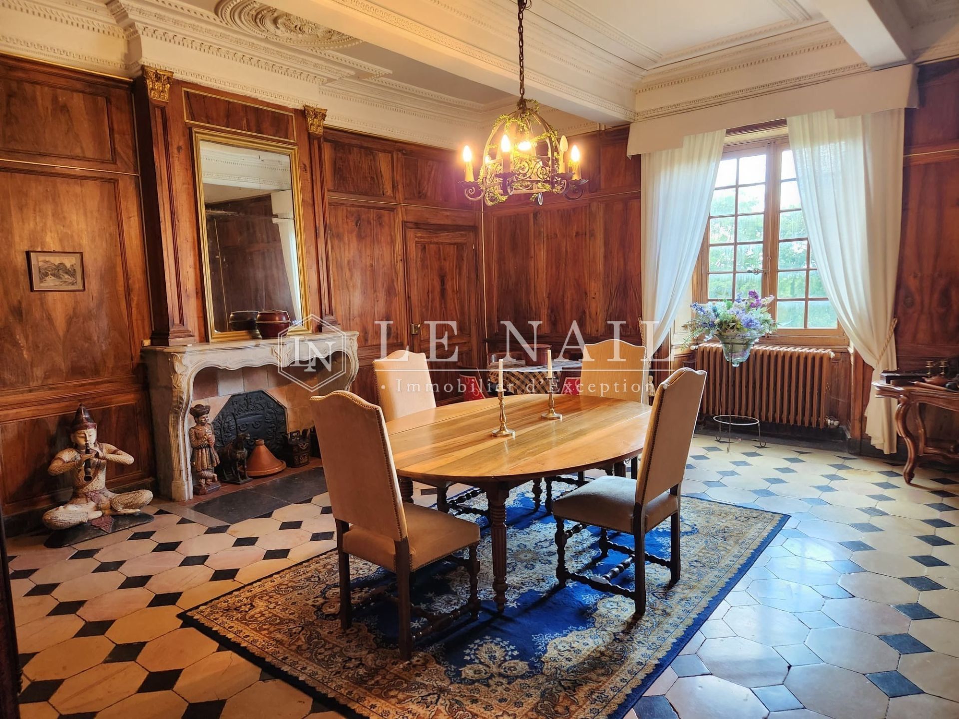 château 20 pièces en vente à ST ETIENNE (42000)