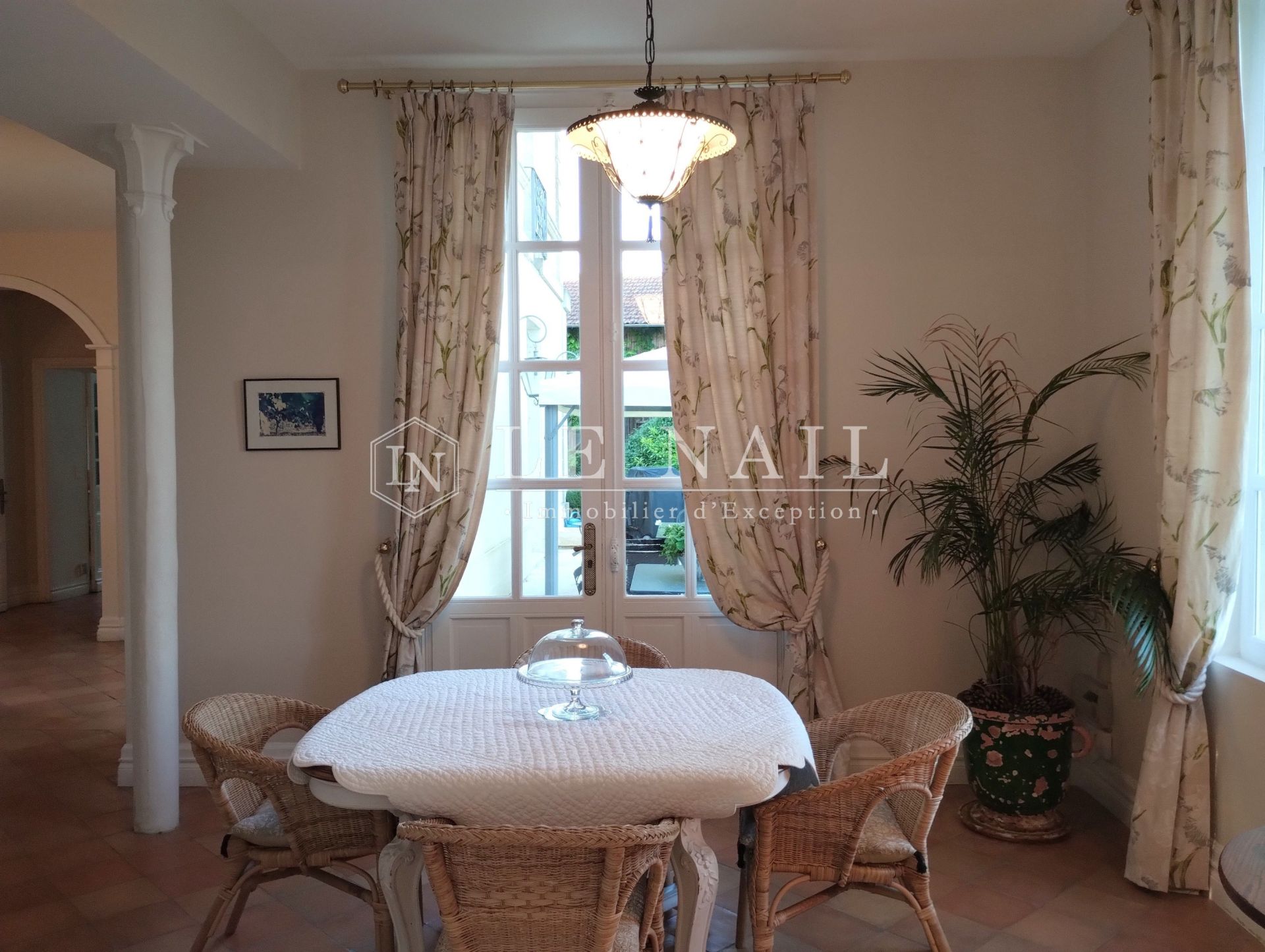 maison de maître 13 pièces en vente à BORDEAUX (33000)
