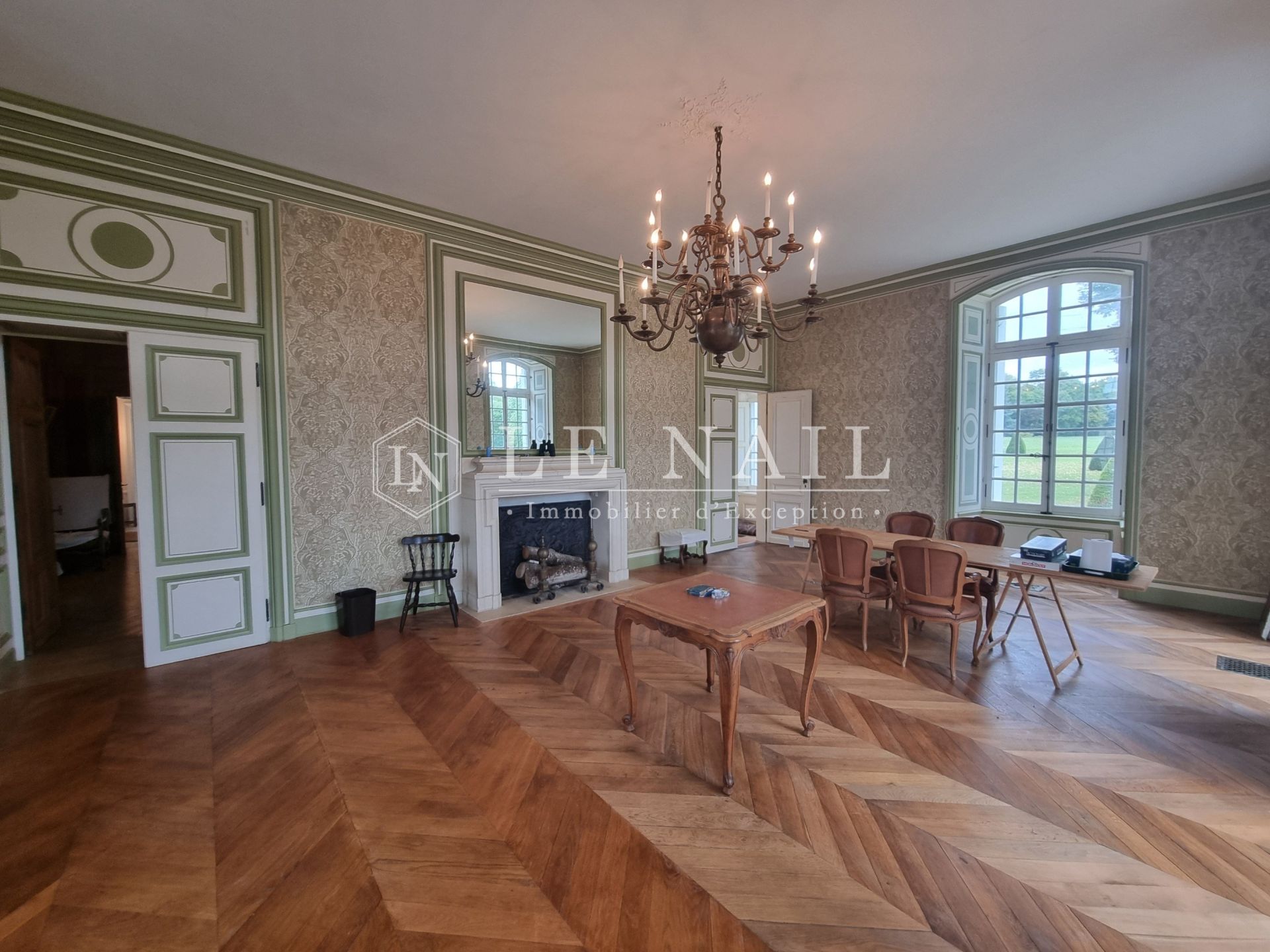castle 22 rooms for sale on LA FLECHE (72200)