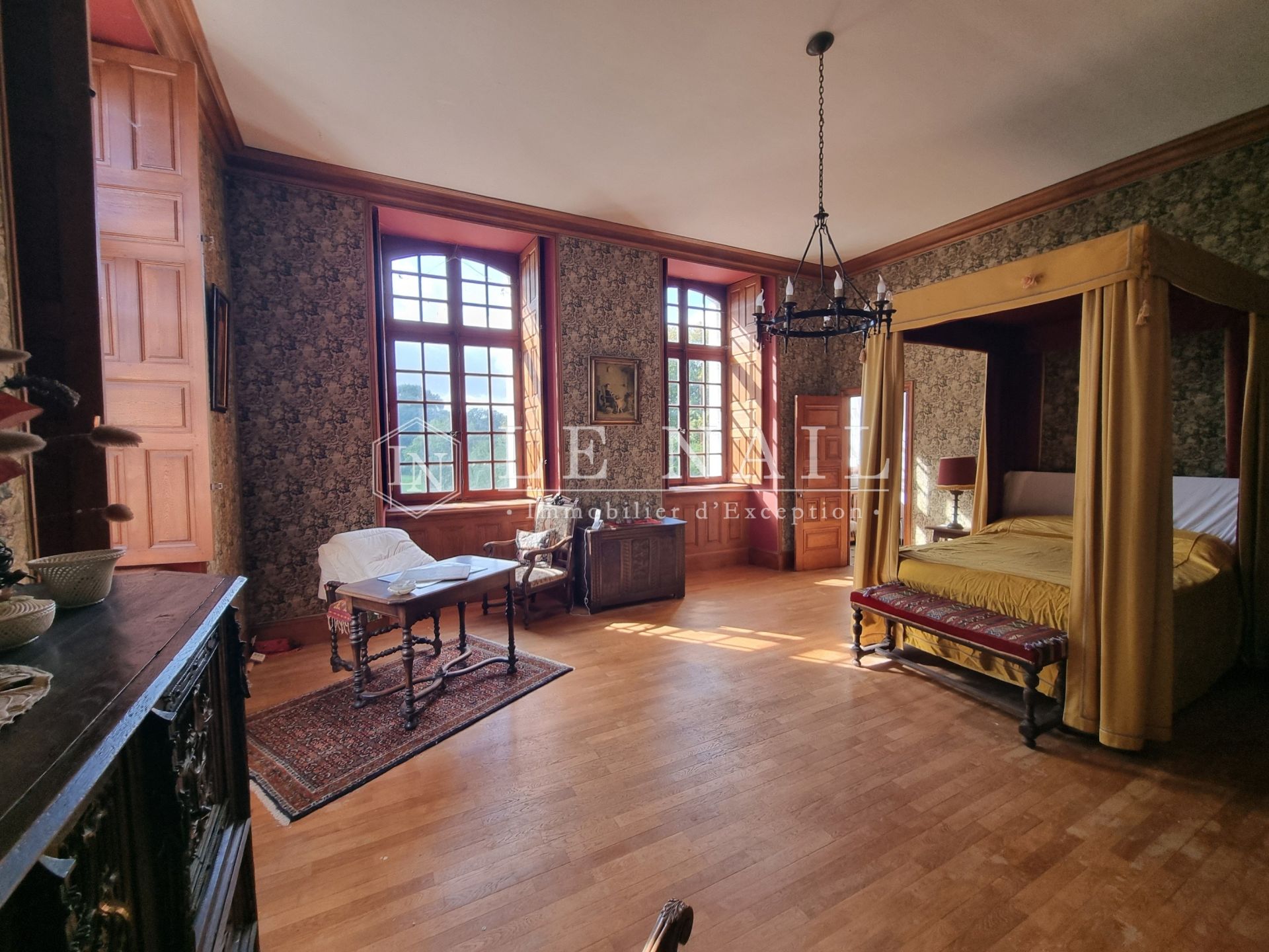 castle 22 rooms for sale on LA FLECHE (72200)