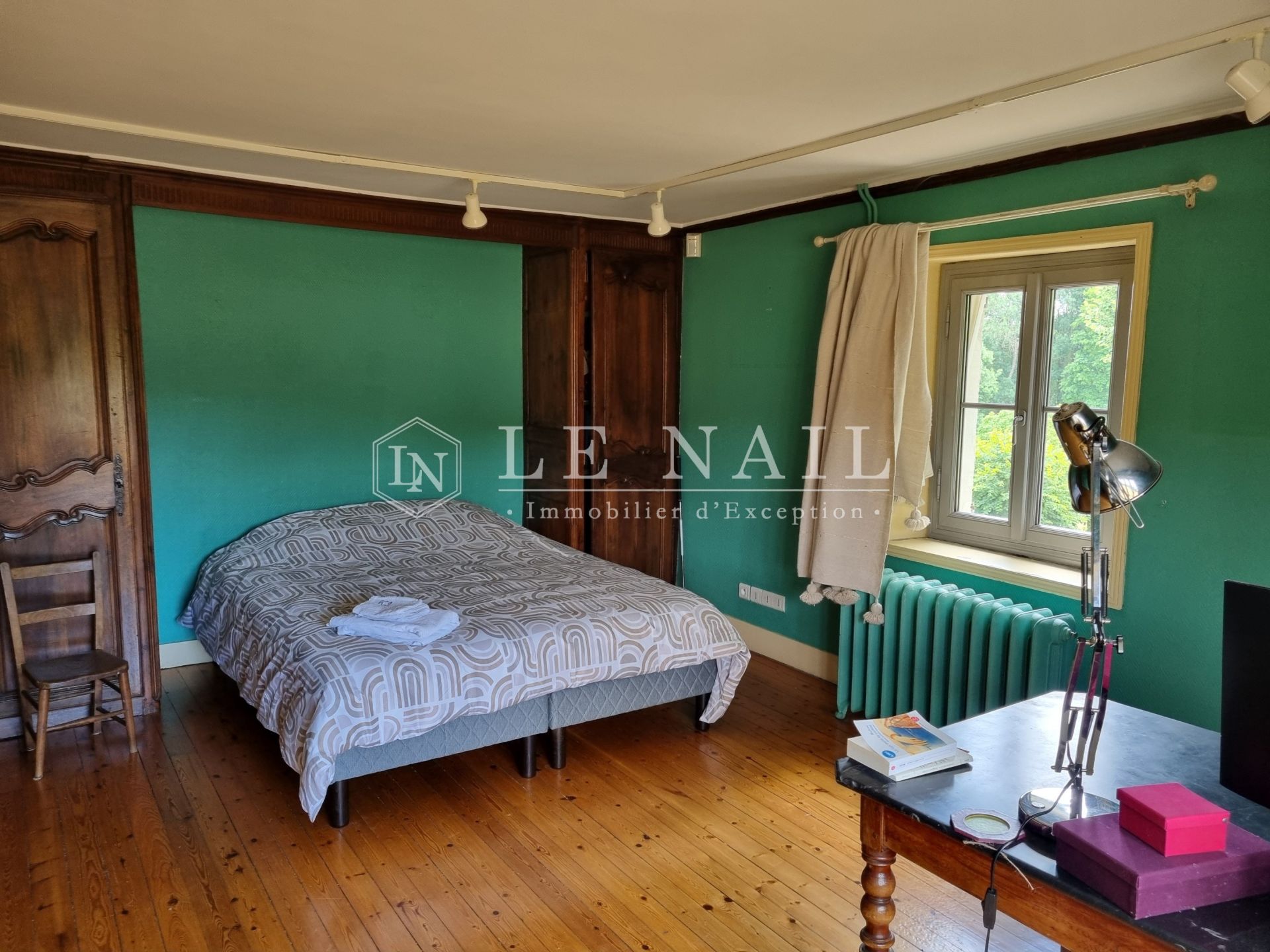 manoir 13 pièces en vente à AZAY LE RIDEAU (37190)