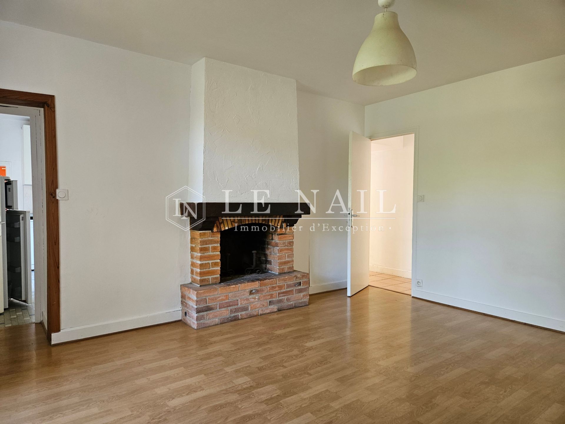 longère 8 pièces en vente à HOUSSAY (53360)