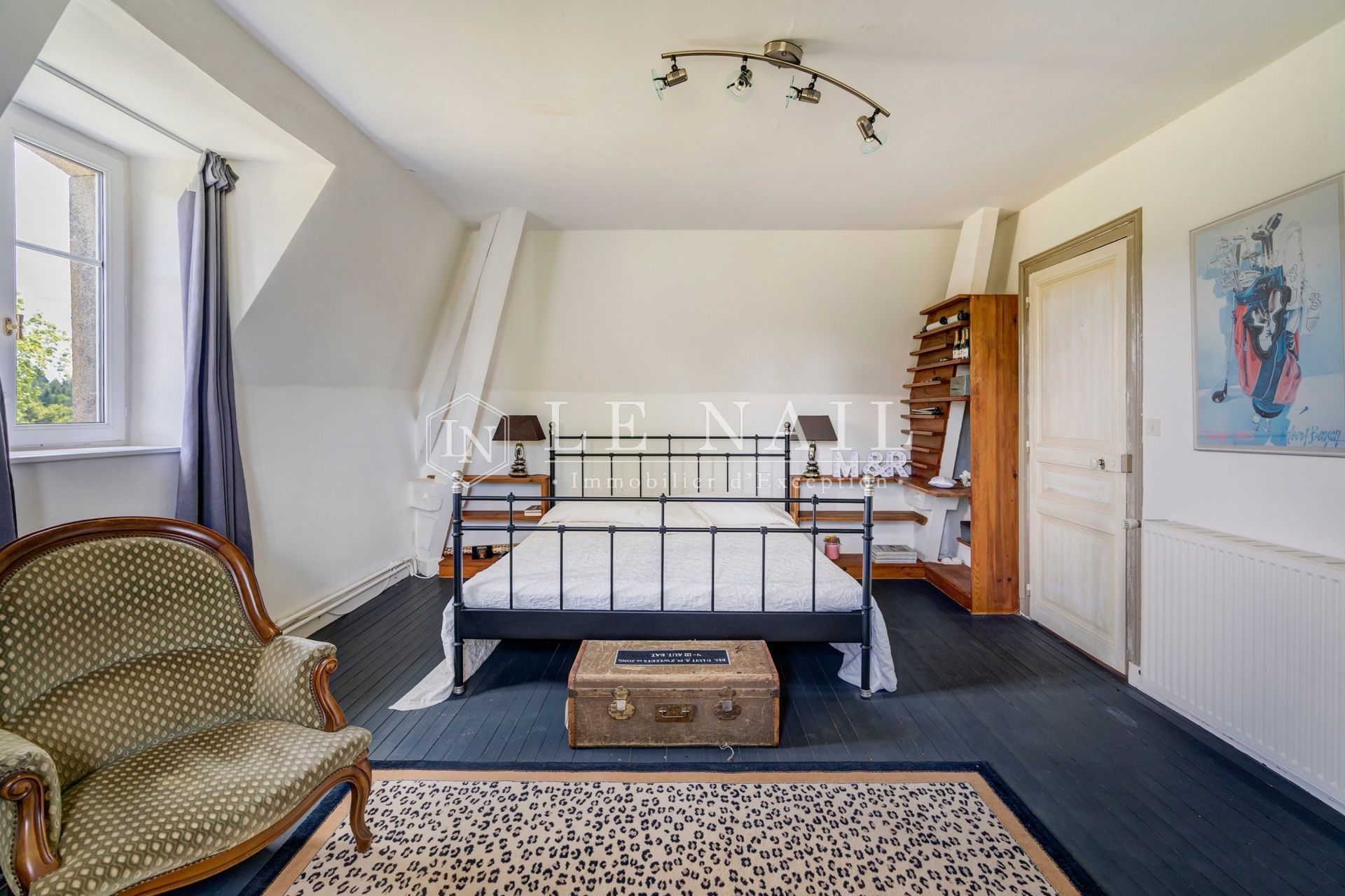 castle 12 rooms for sale on CHALUS (87230)