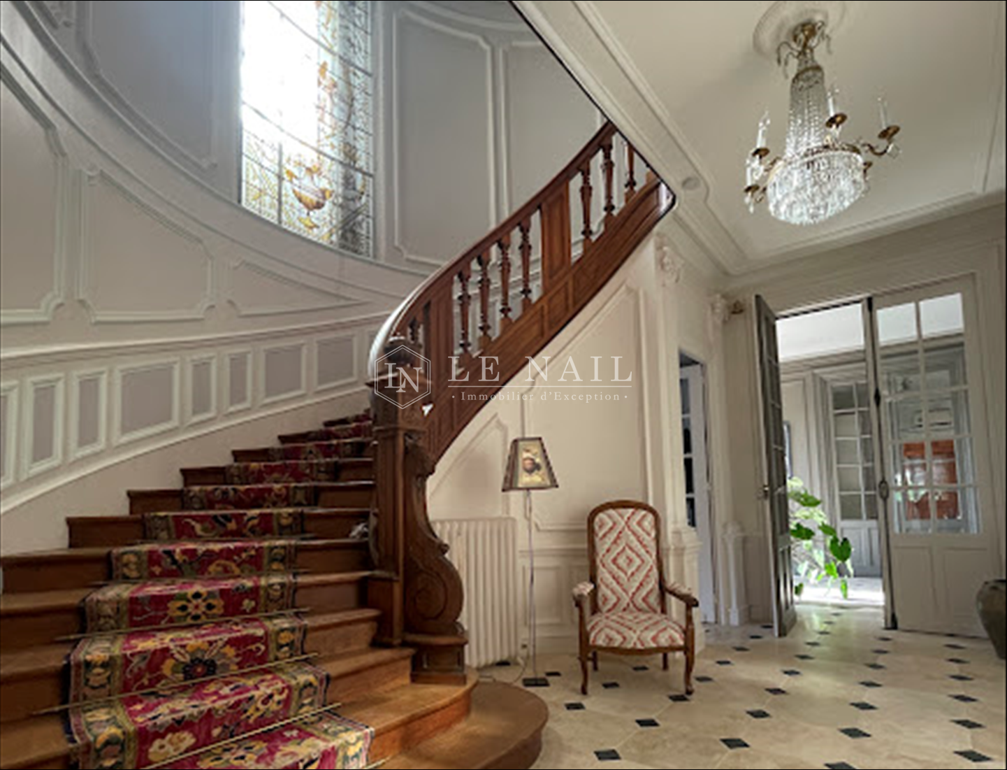 castle 22 rooms for sale on POITIERS (86000)