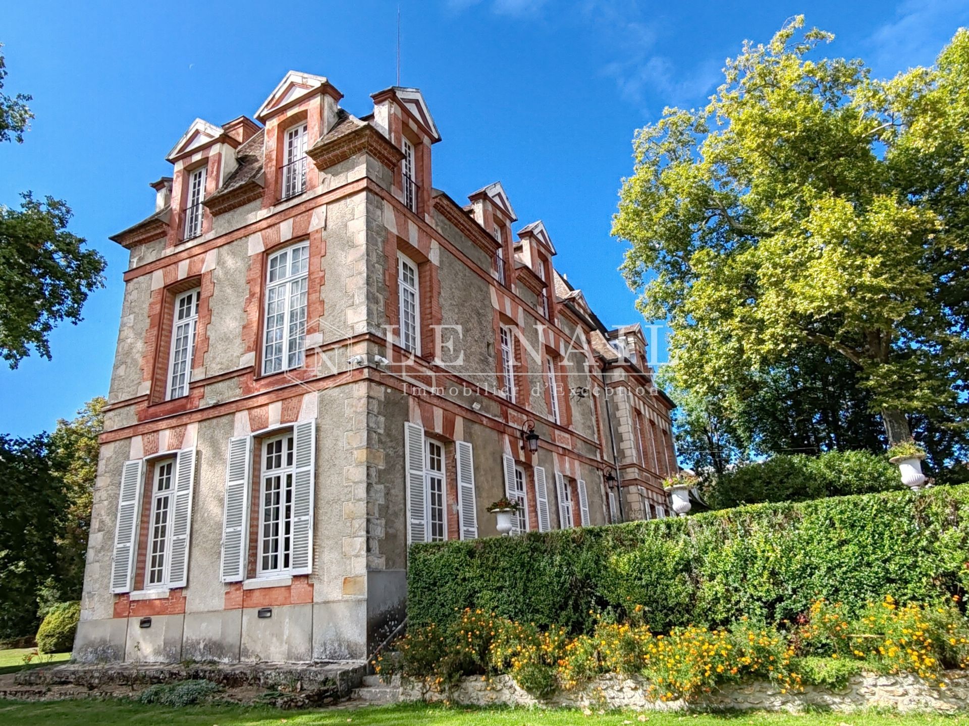manor house 15 rooms for sale on LONGPONT SUR ORGE (91310)