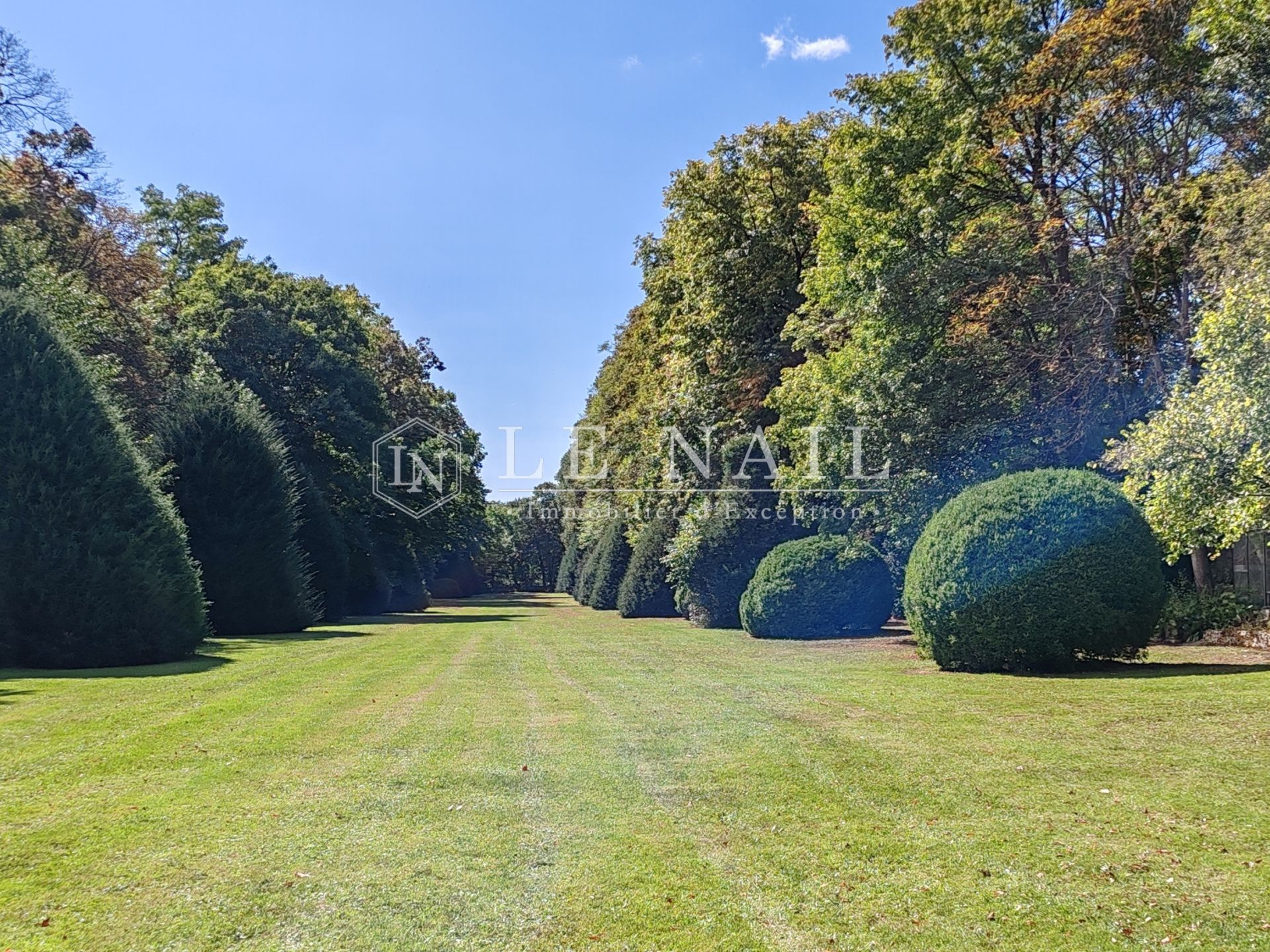 manoir 15 pièces en vente à LONGPONT SUR ORGE (91310)