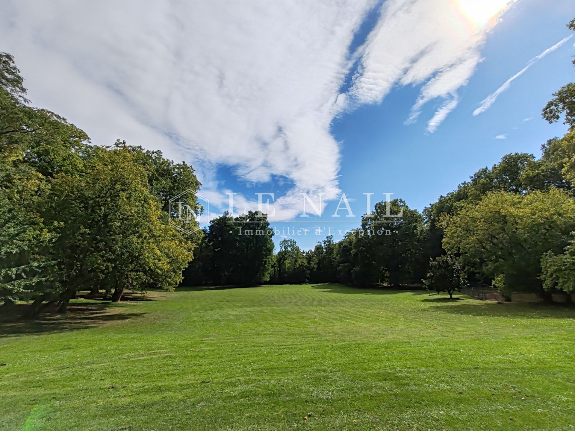 manoir 15 pièces en vente à LONGPONT SUR ORGE (91310)