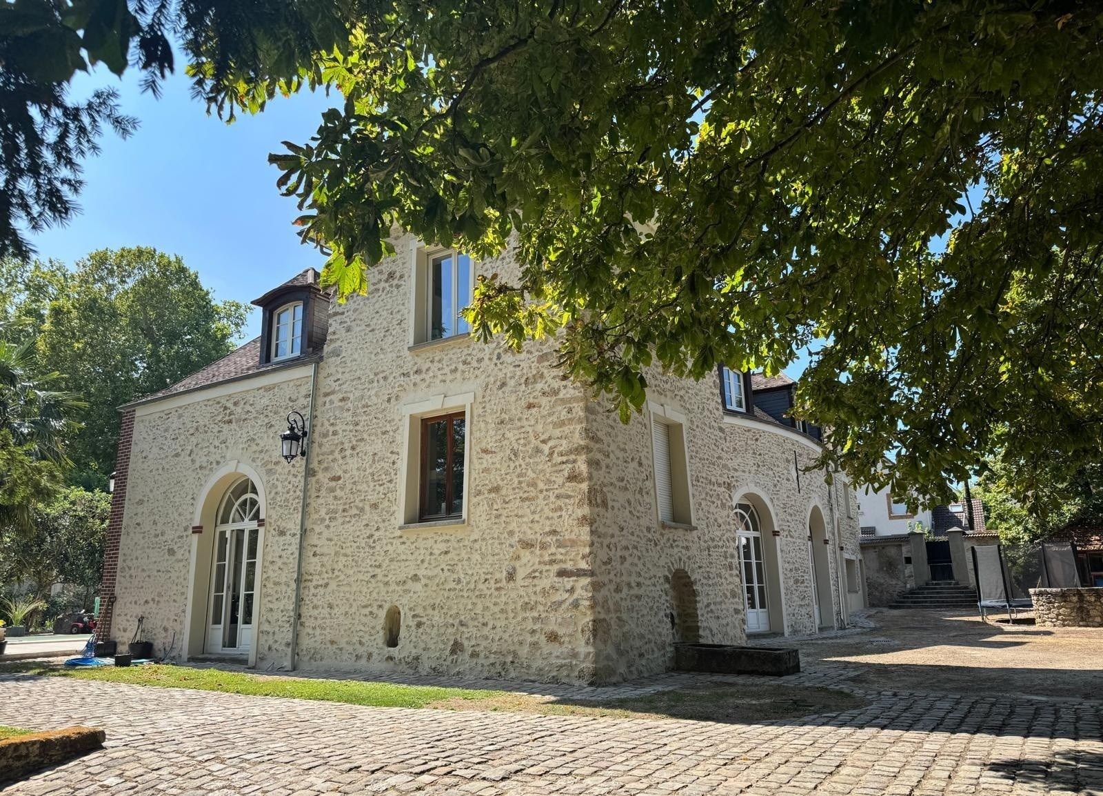 property 16 rooms for sale on VILLIERS SUR ORGE (91700)