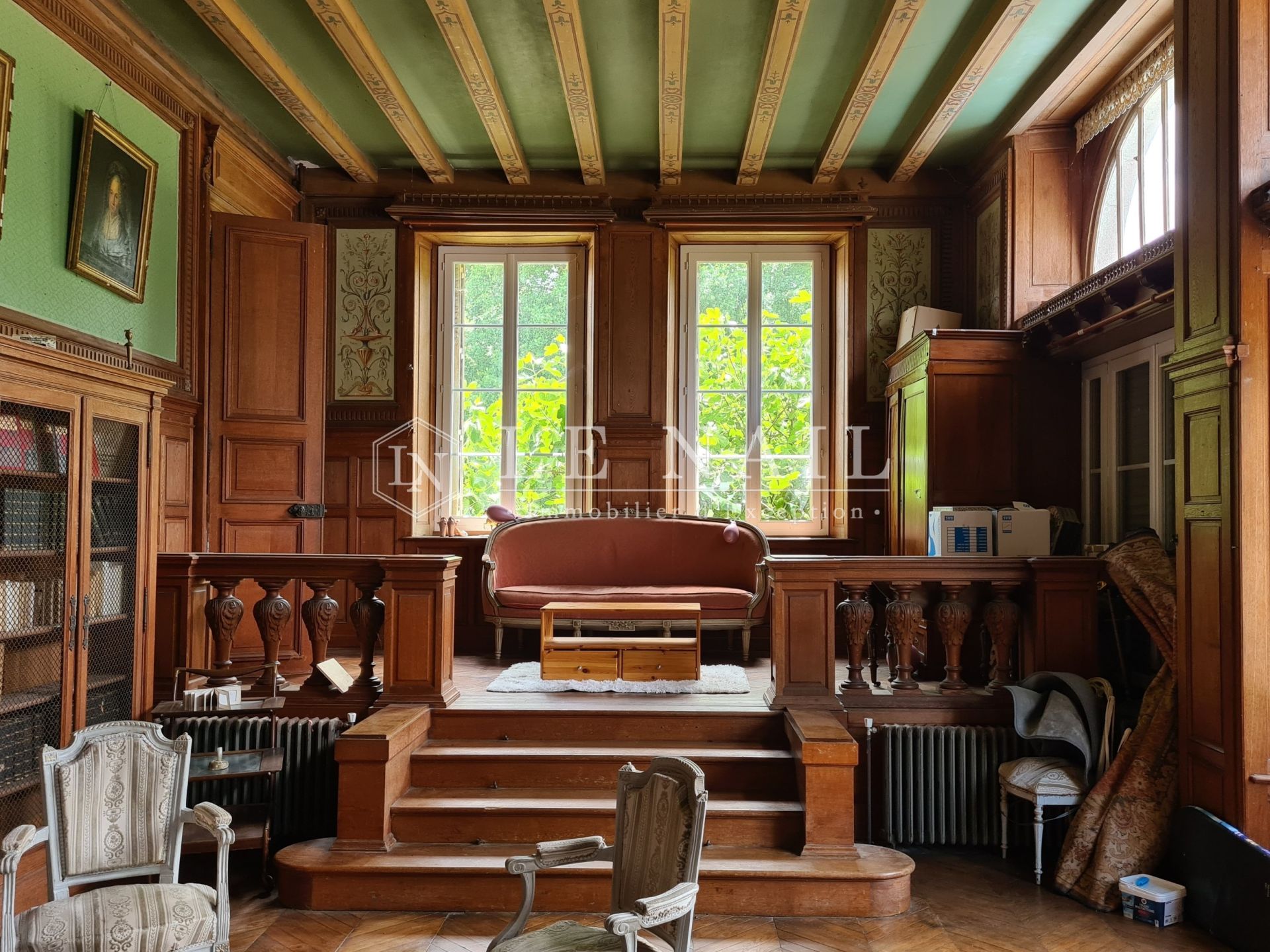 château 14 pièces en vente à ERNEE (53500)