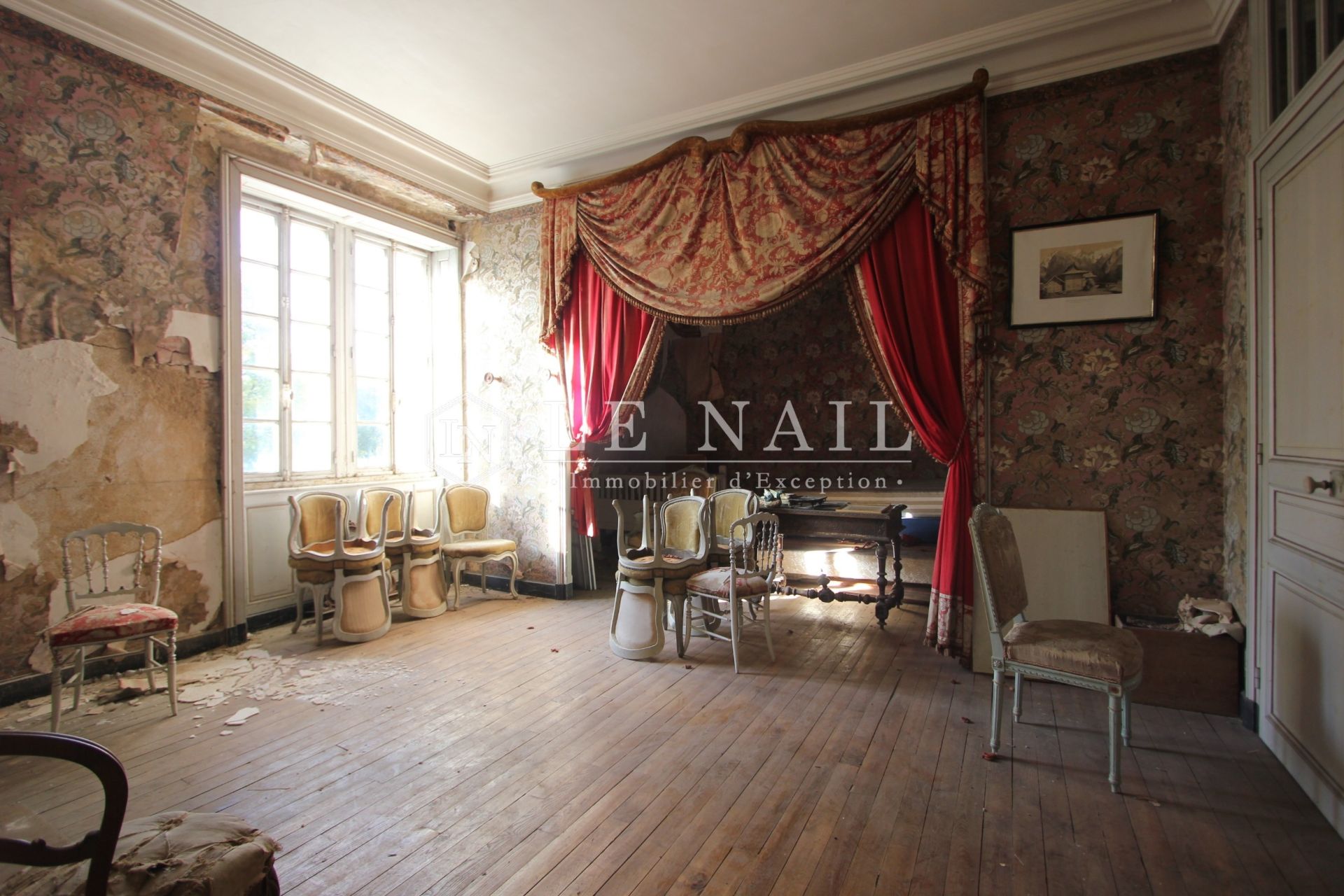 château 14 pièces en vente à ERNEE (53500)
