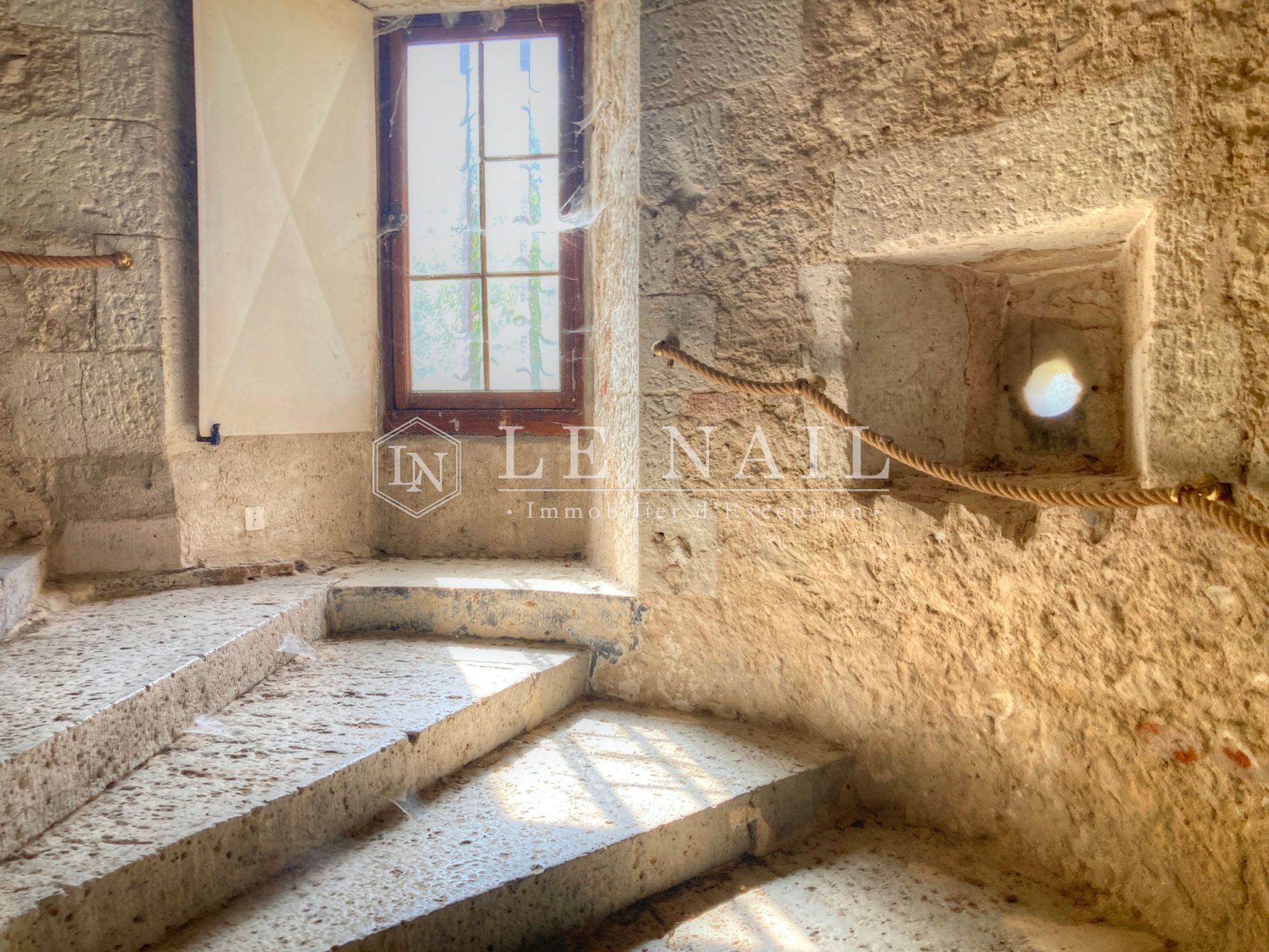 castle 16 rooms for sale on AGEN (47000)