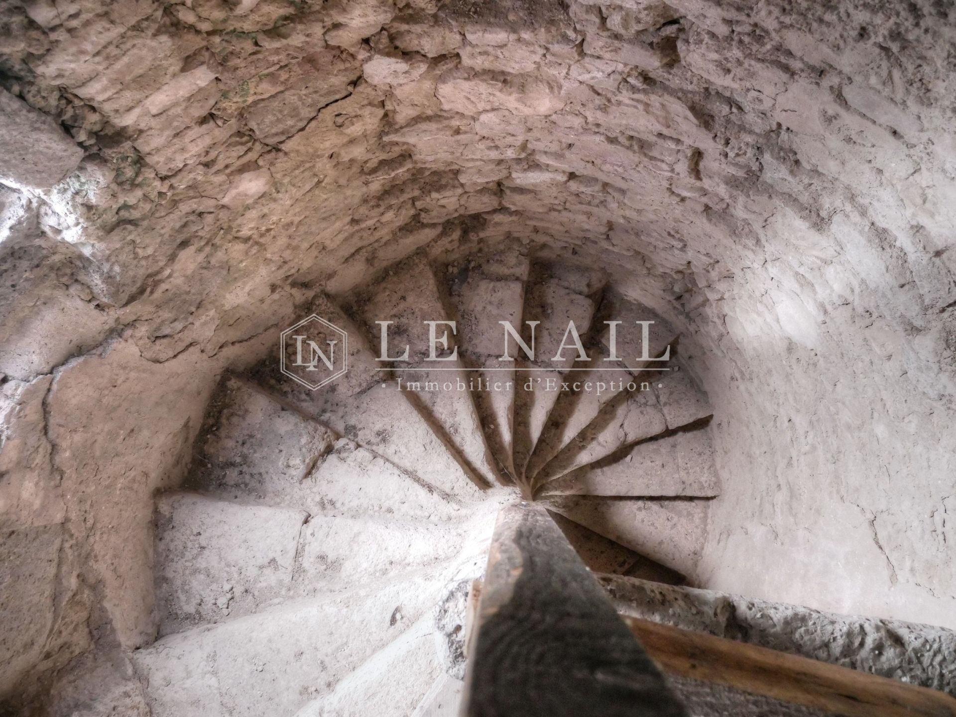 castle 16 rooms for sale on AGEN (47000)