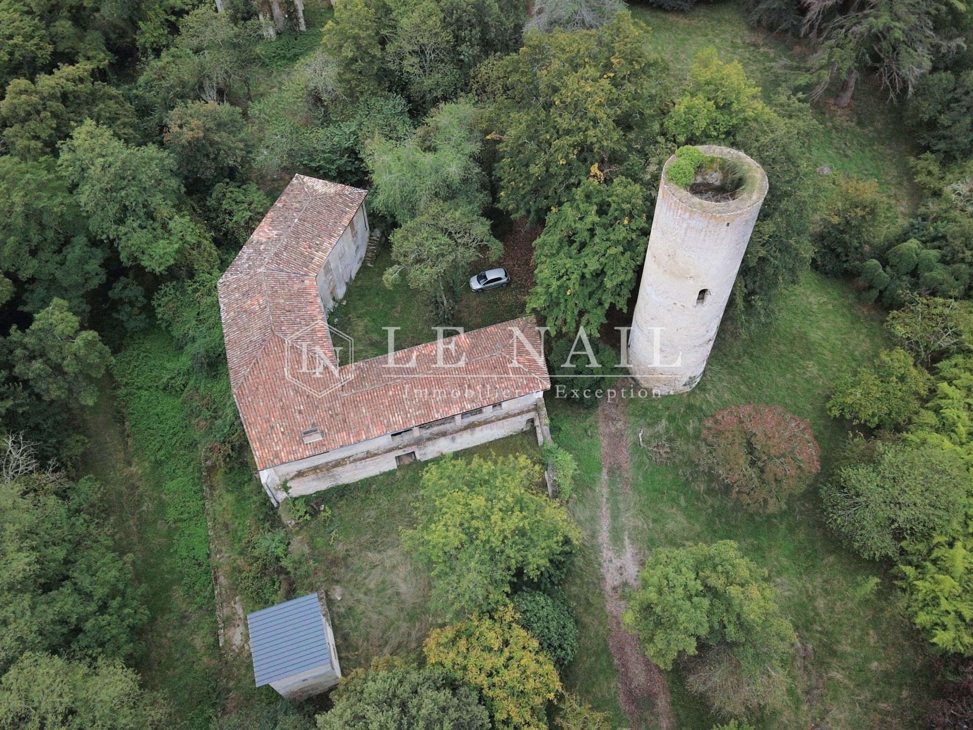 castle 16 rooms for sale on AGEN (47000)